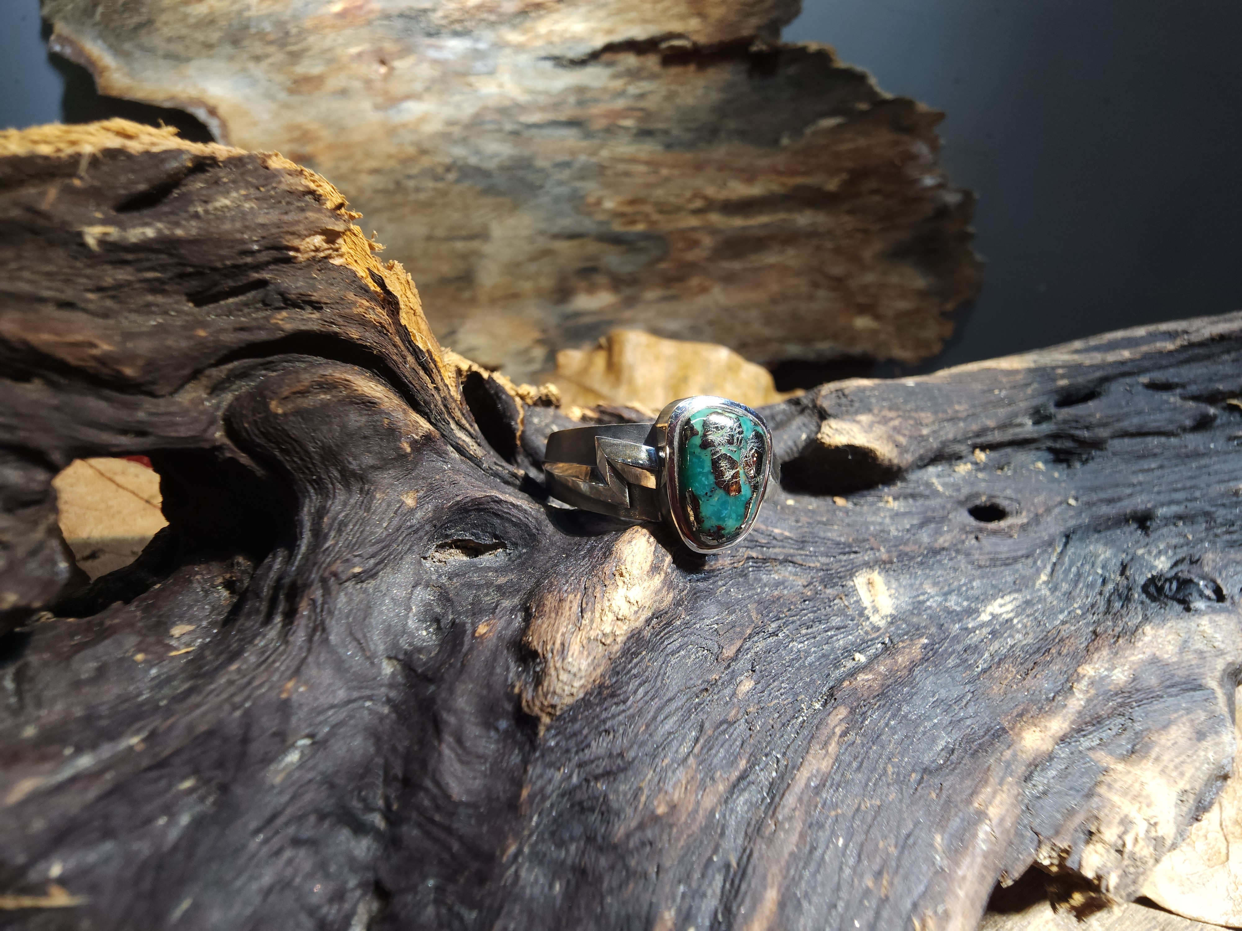 *Black Venom Jewelry- Freedom & Prayer 純銀閃電戒鑲 Morenci II松石