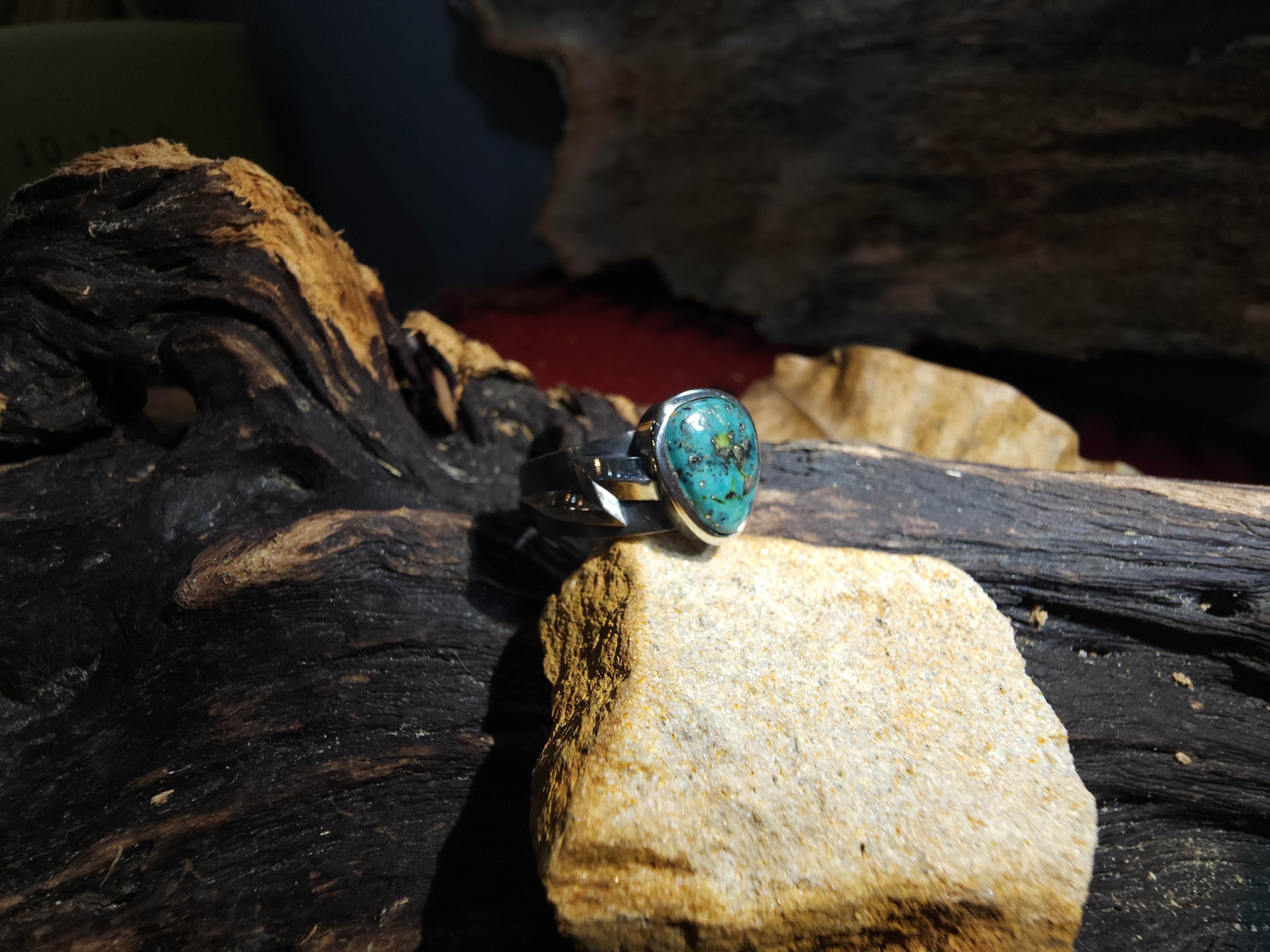 *Black Venom Jewelry- Freedom & Prayer 純銀閃電戒鑲 Morenci II松石