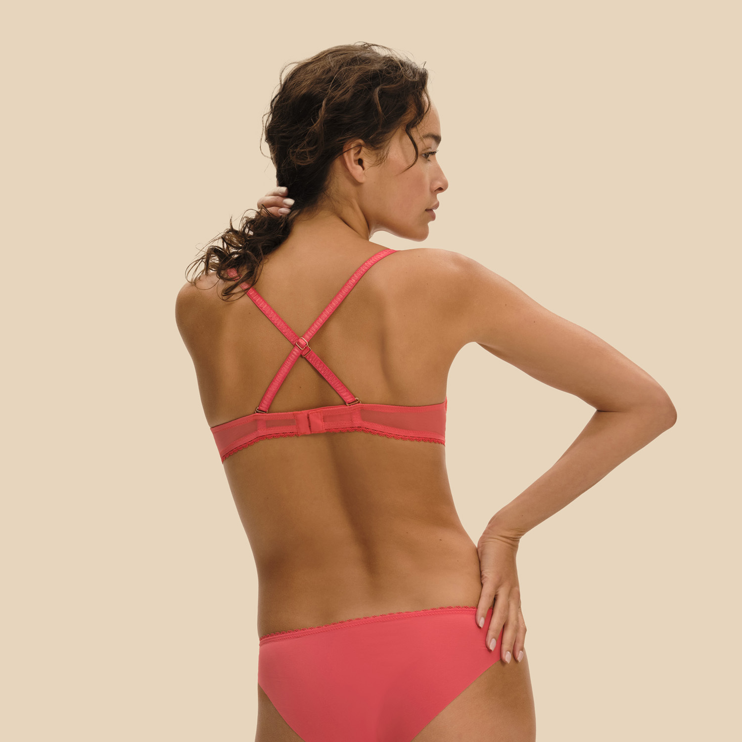 ALLURE 天籟 集中托高胸罩 珊瑚紅