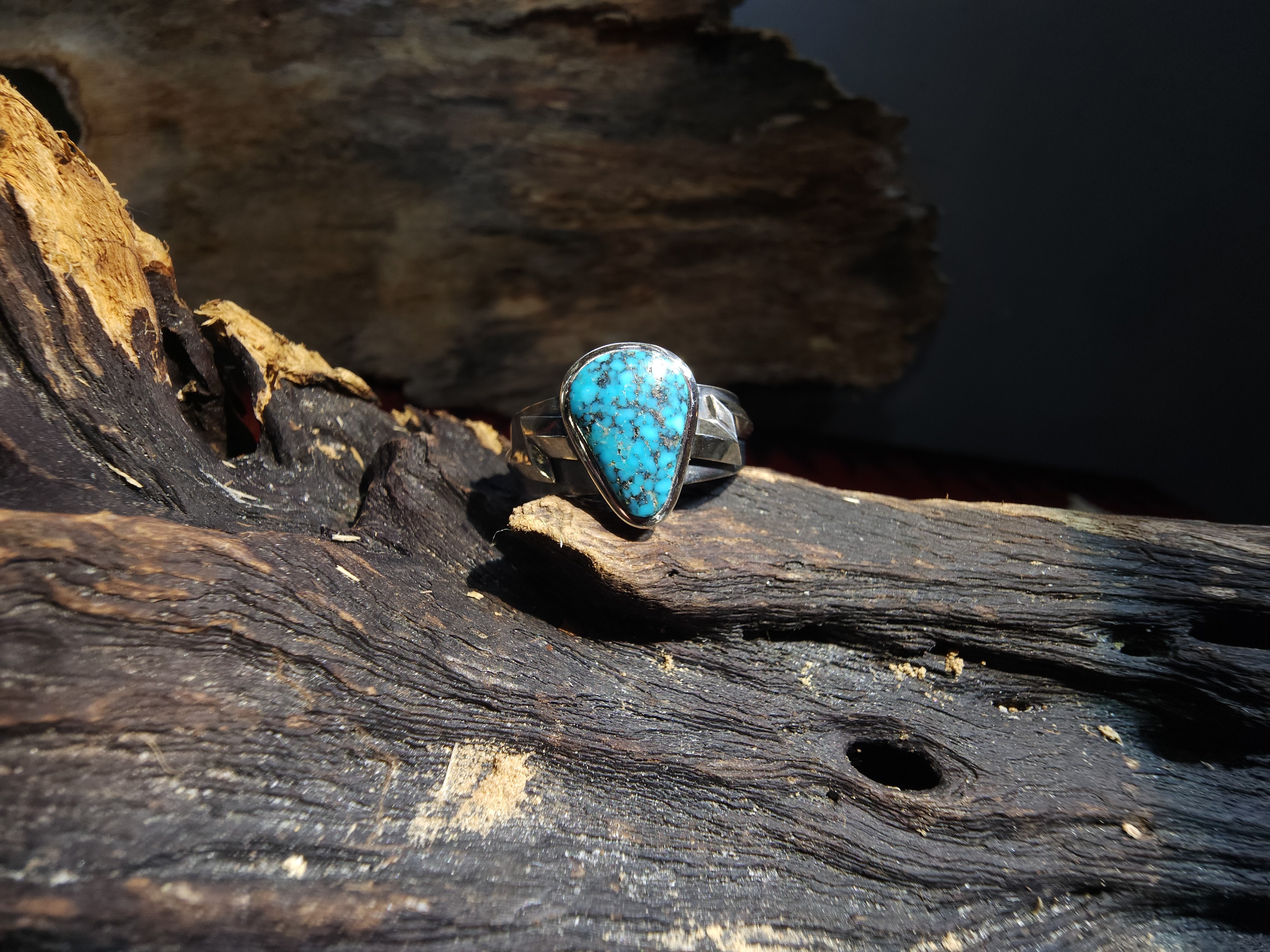 *Black Venom Jewelry- Freedom & Prayer 純銀閃電戒鑲Kingman 松石