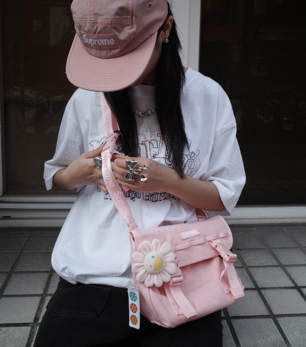 バッグ supreme 25ss mini messenger bag 25ss supreme mini messenger bag pink - メルカリ