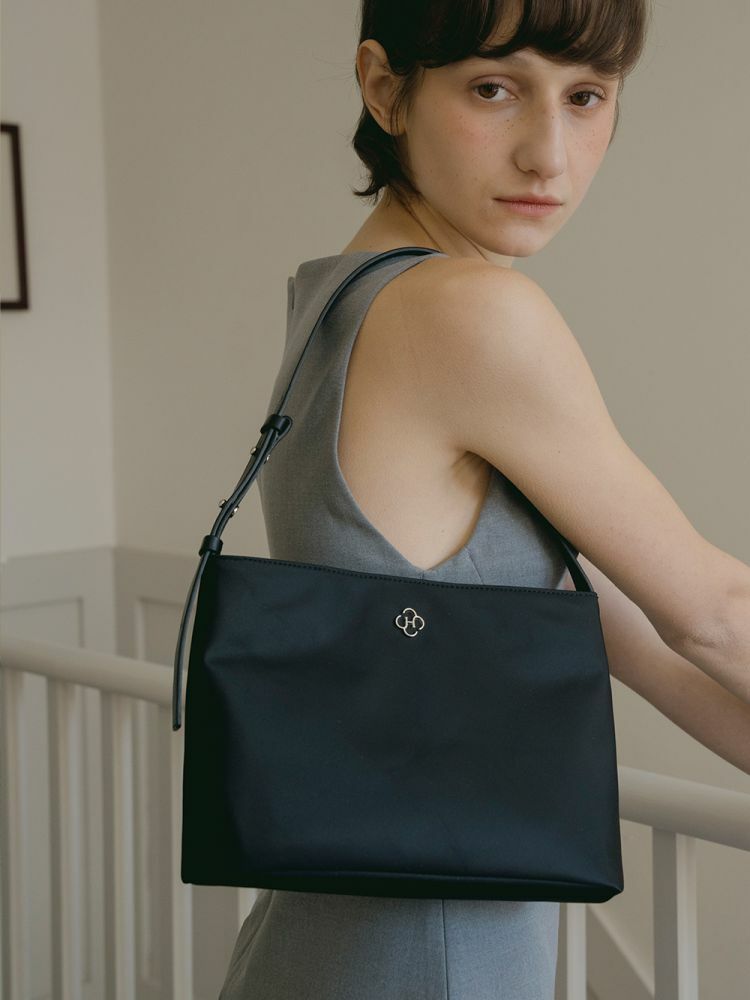 HEEARI Clover Nylon SHoulder Bag