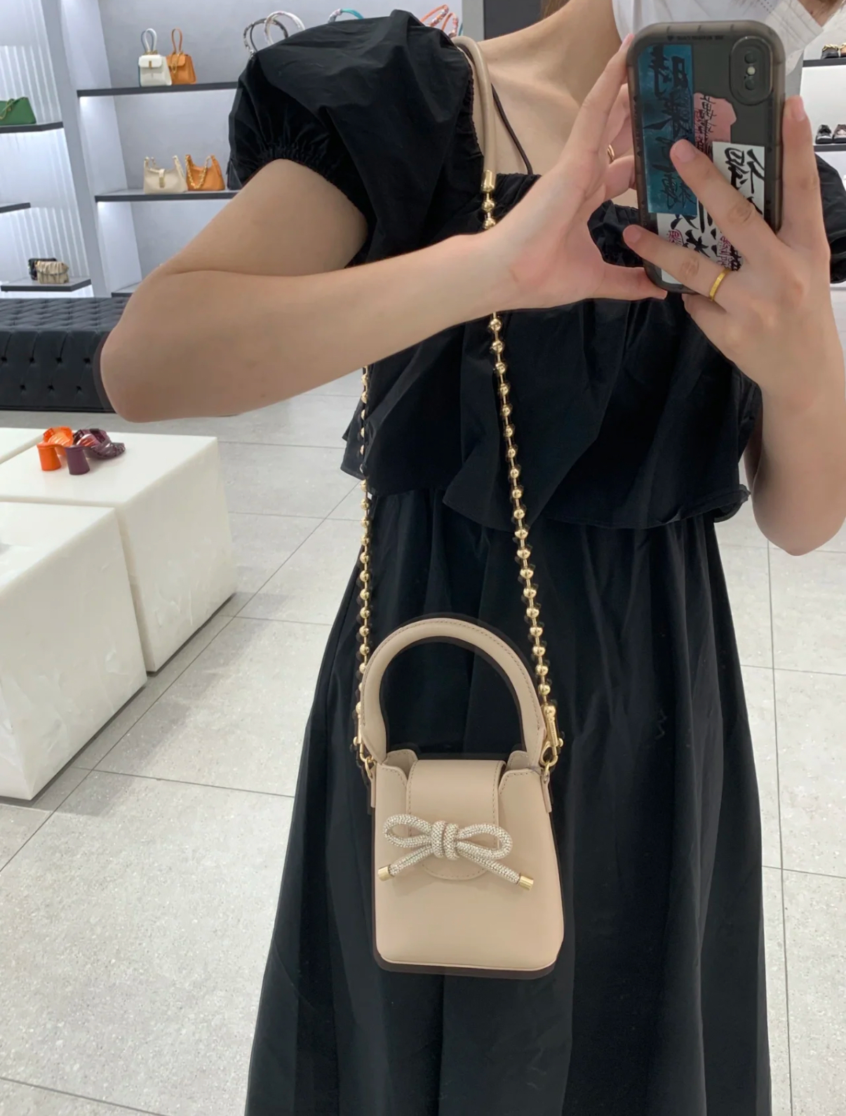 CHARLES & KEITH 小CK 蝴蝶結 牛皮迷你包