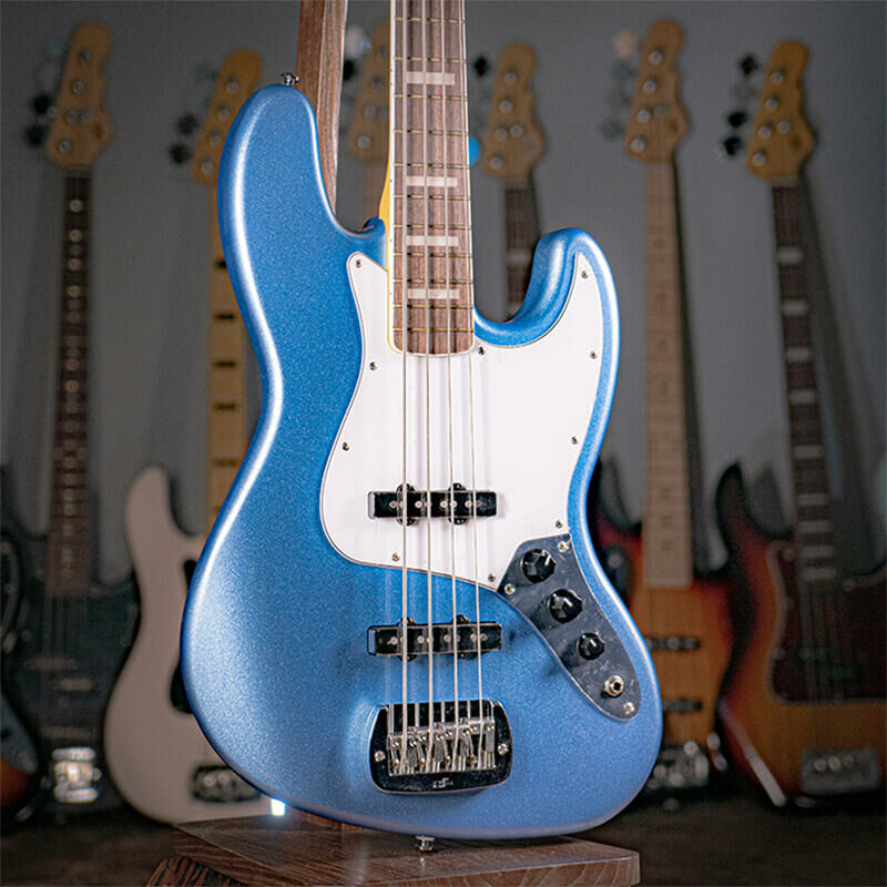 G&L Tribute JB Lake Placid Blue 電貝斯
