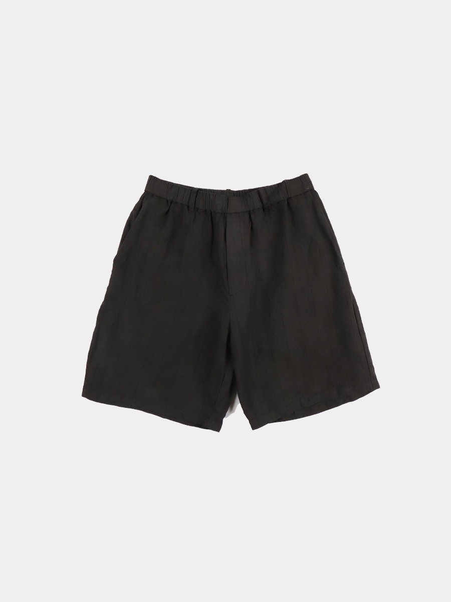 The Easy Short Black – Everlane