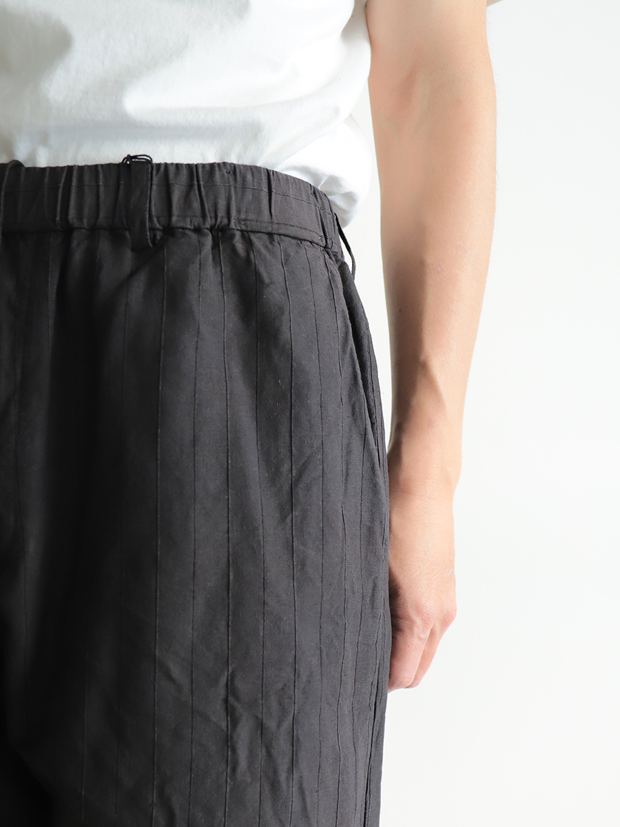 YOKO SAKAMOTO Standard Easy Shorts Sumi Ink YOKO SAKAMOTO Standard Easy Shorts Sumi Ink