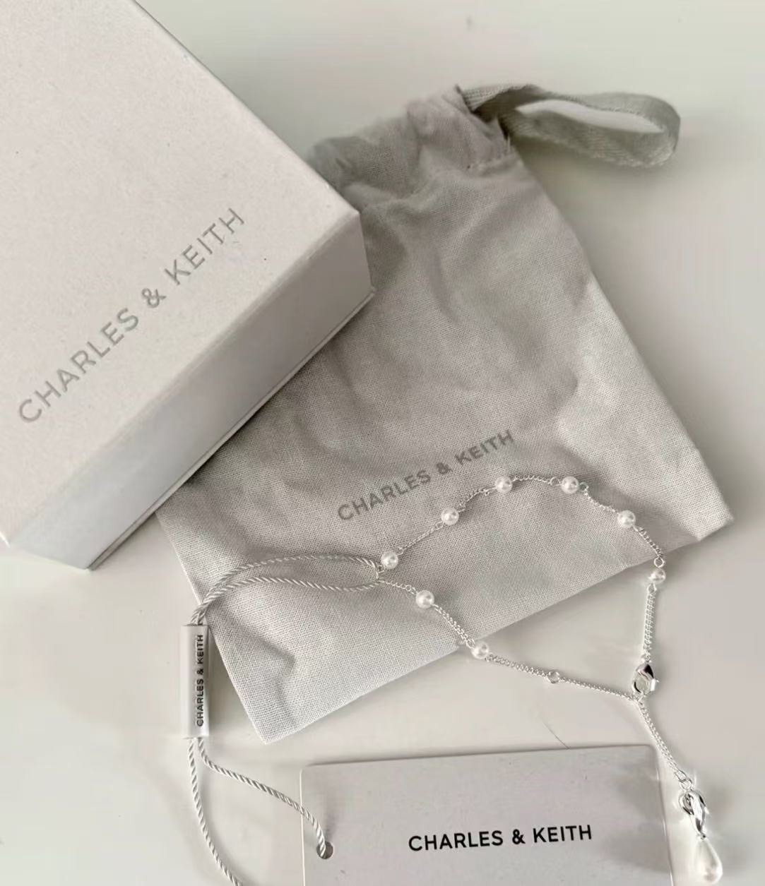 <情人節必買> Charles & Keith Corrine 珍珠 銀色 小ck 手鍊