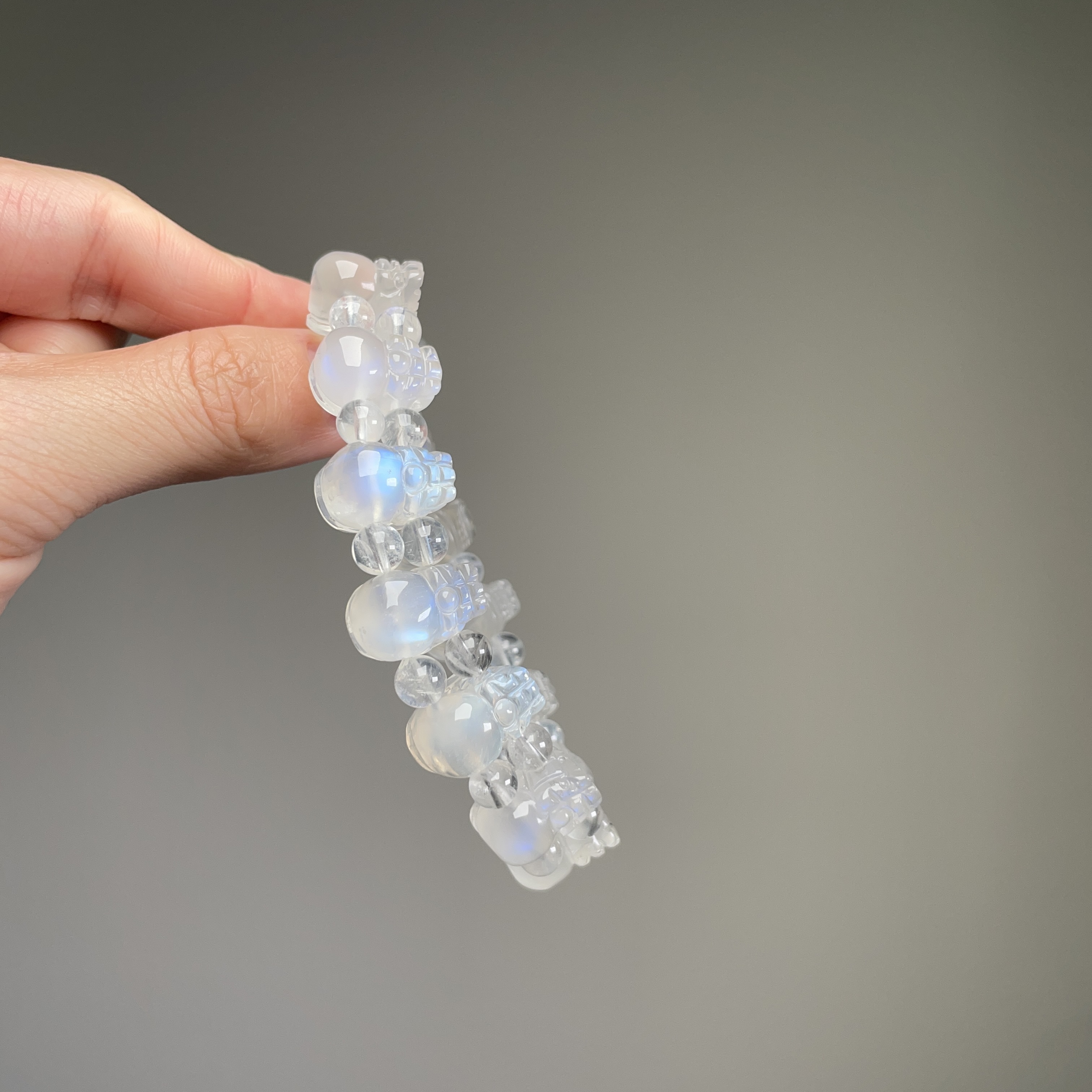 潤玉藏輝 · 月光貔貅手排