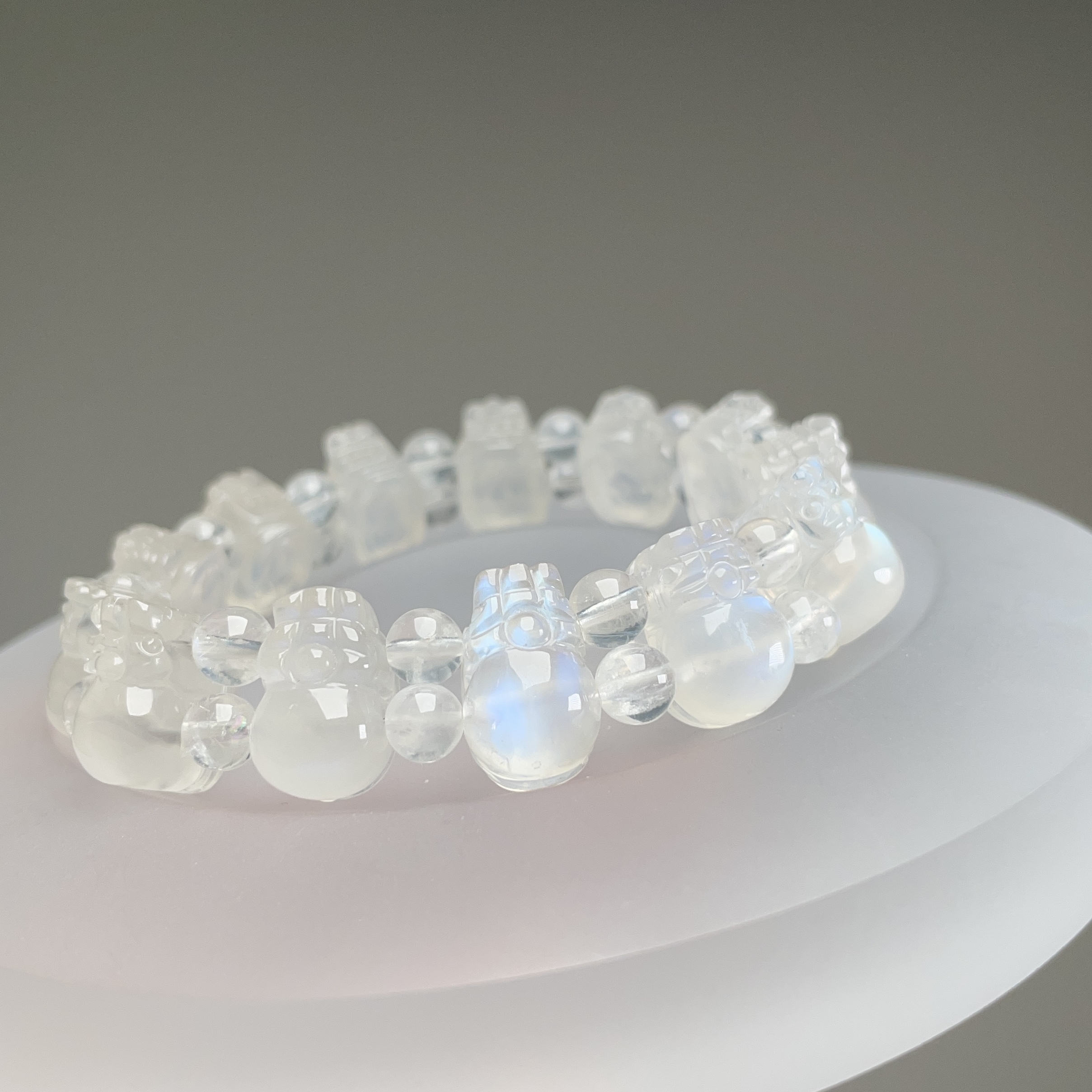 潤玉藏輝 · 月光貔貅手排