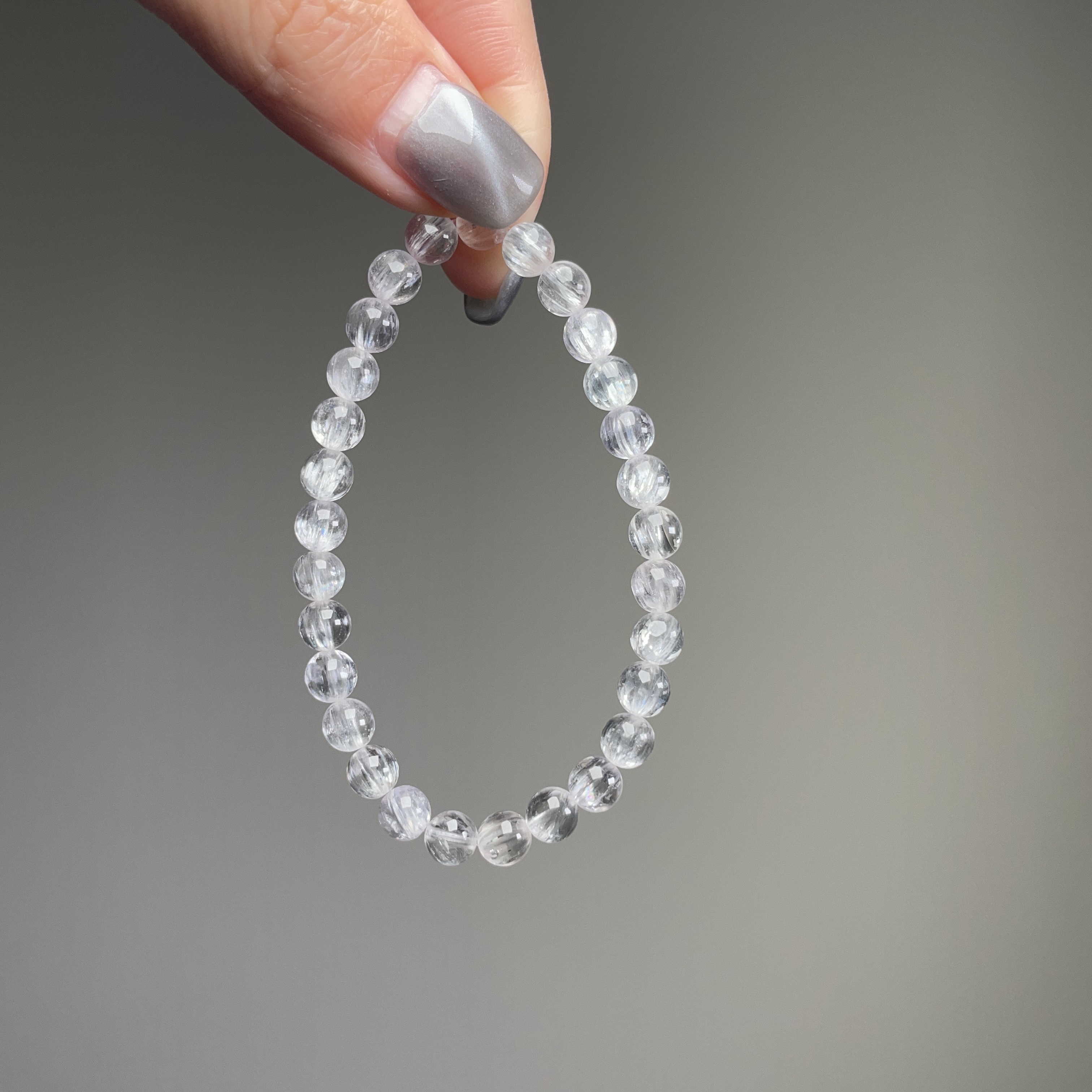 輕紗透影 · 透體拉絲鋰輝石