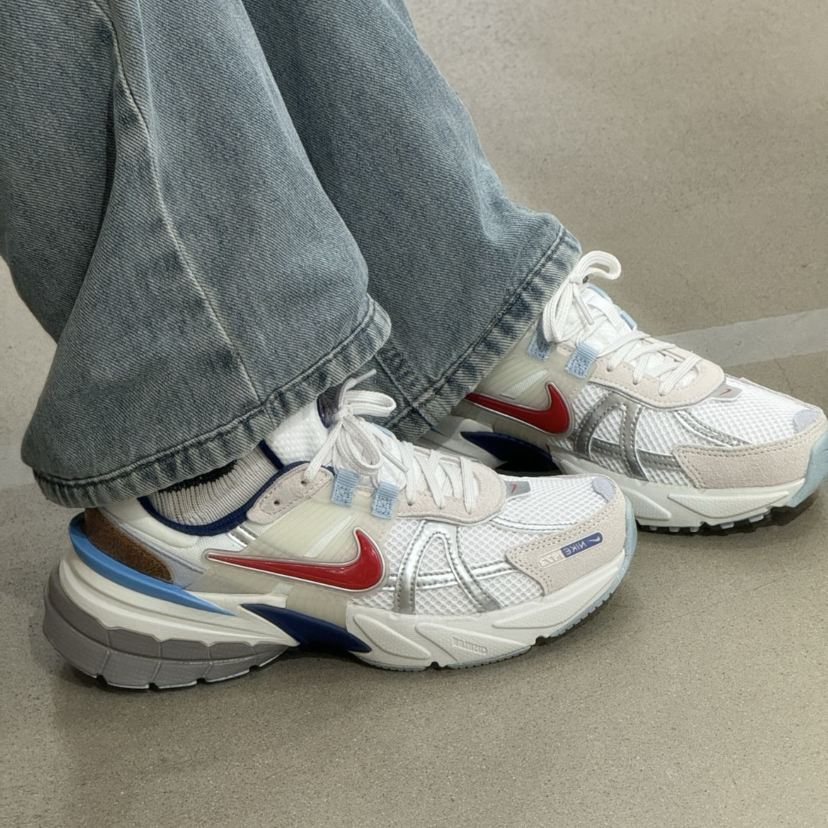 Nike V2K Run Premium Light Bone 白紅藍 撞色 復古 1972紀念款 運動鞋 休閒鞋