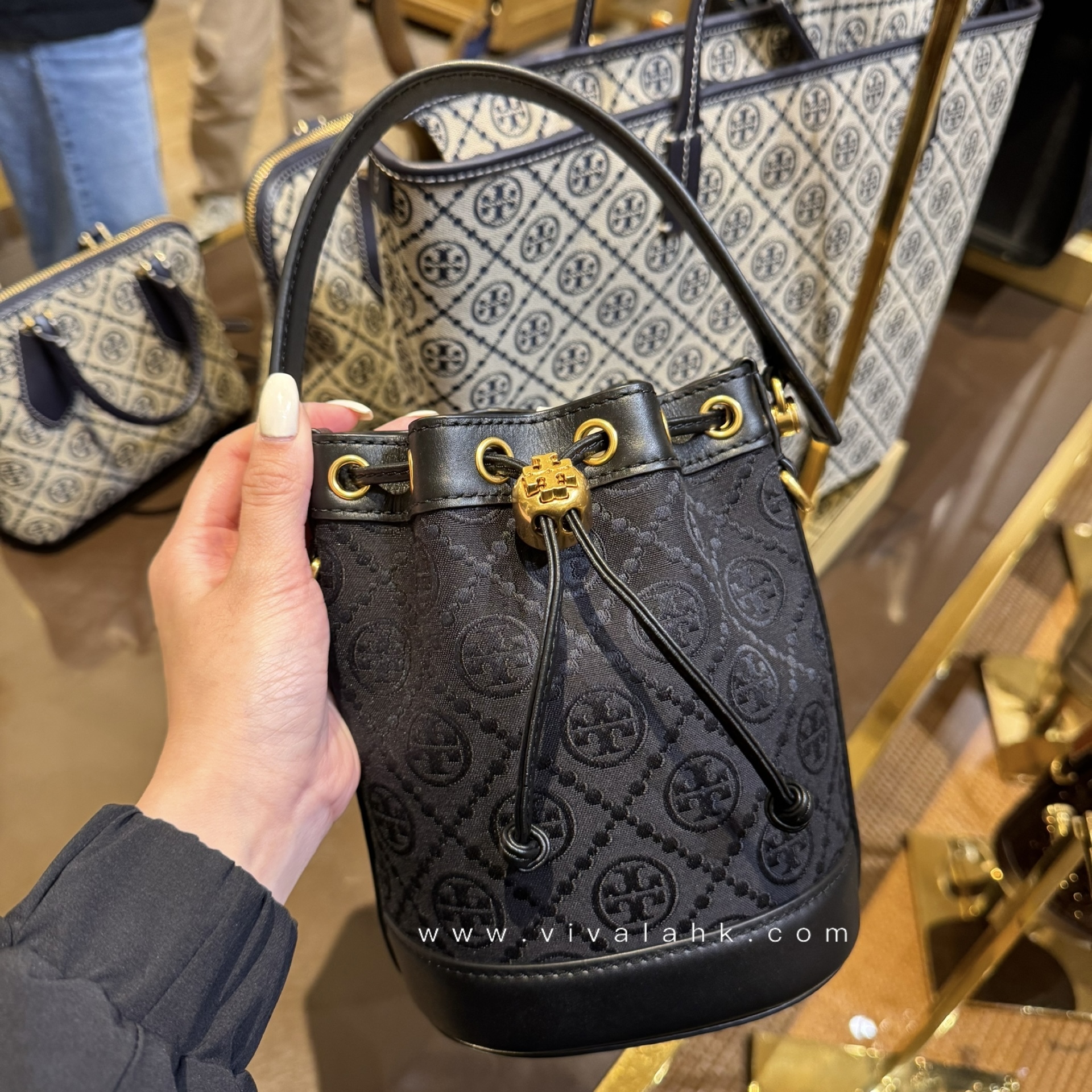 Tory Burch - T Monogram 水桶袋 (Mini) (152130)