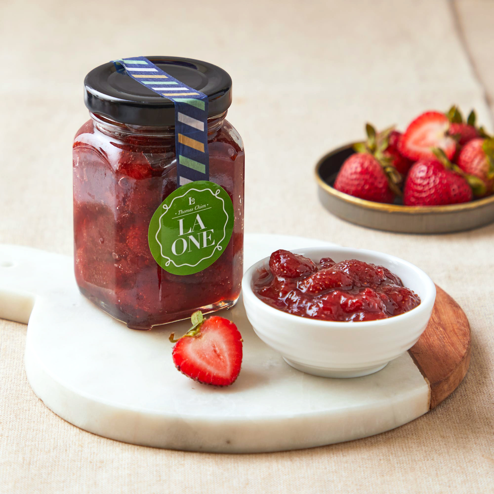 鮮粒草莓果醬