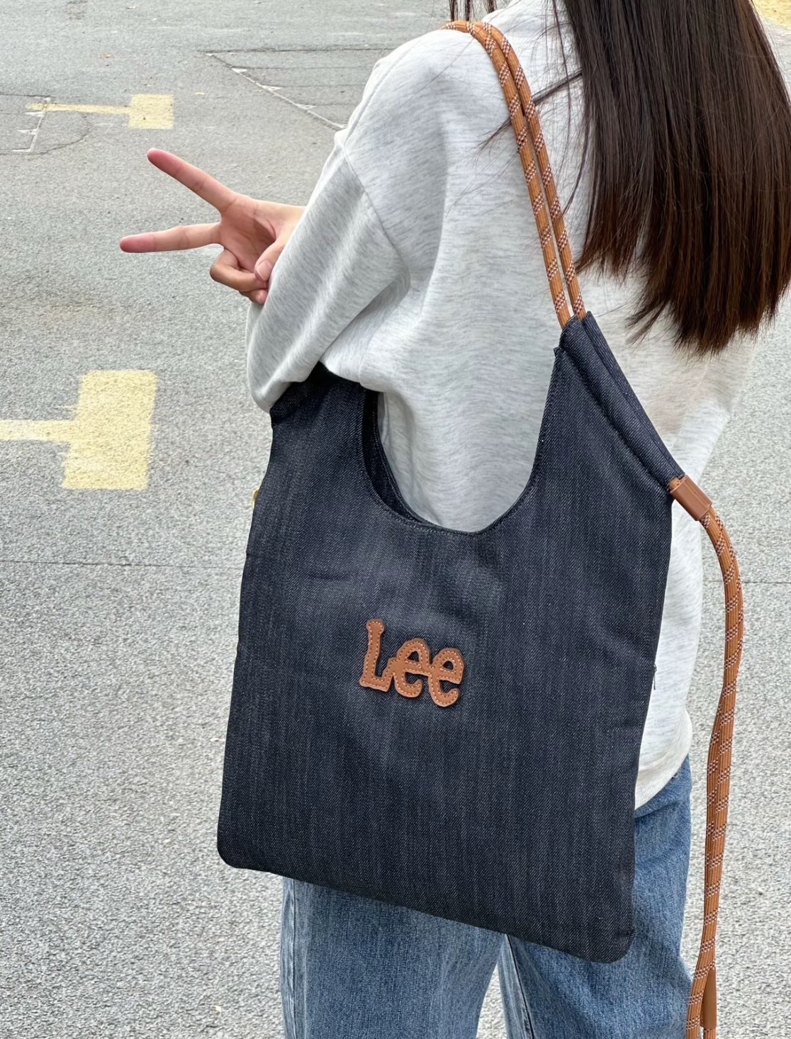 （現貨）韓國 Lee 韓系 托特包 小標 休閒手提袋 肩背包