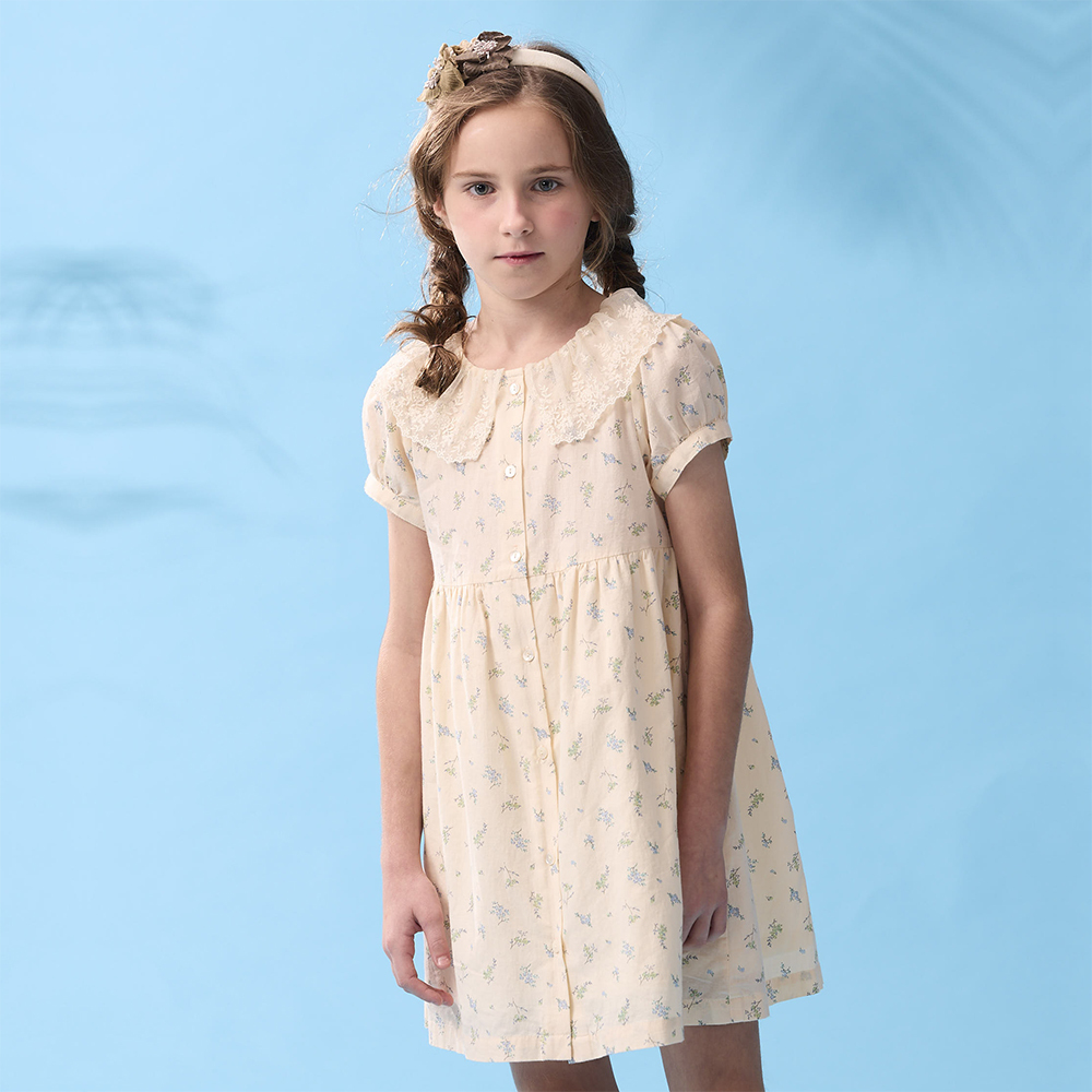 PIPPY 蕾絲大領片典雅碎花洋裝 卡其