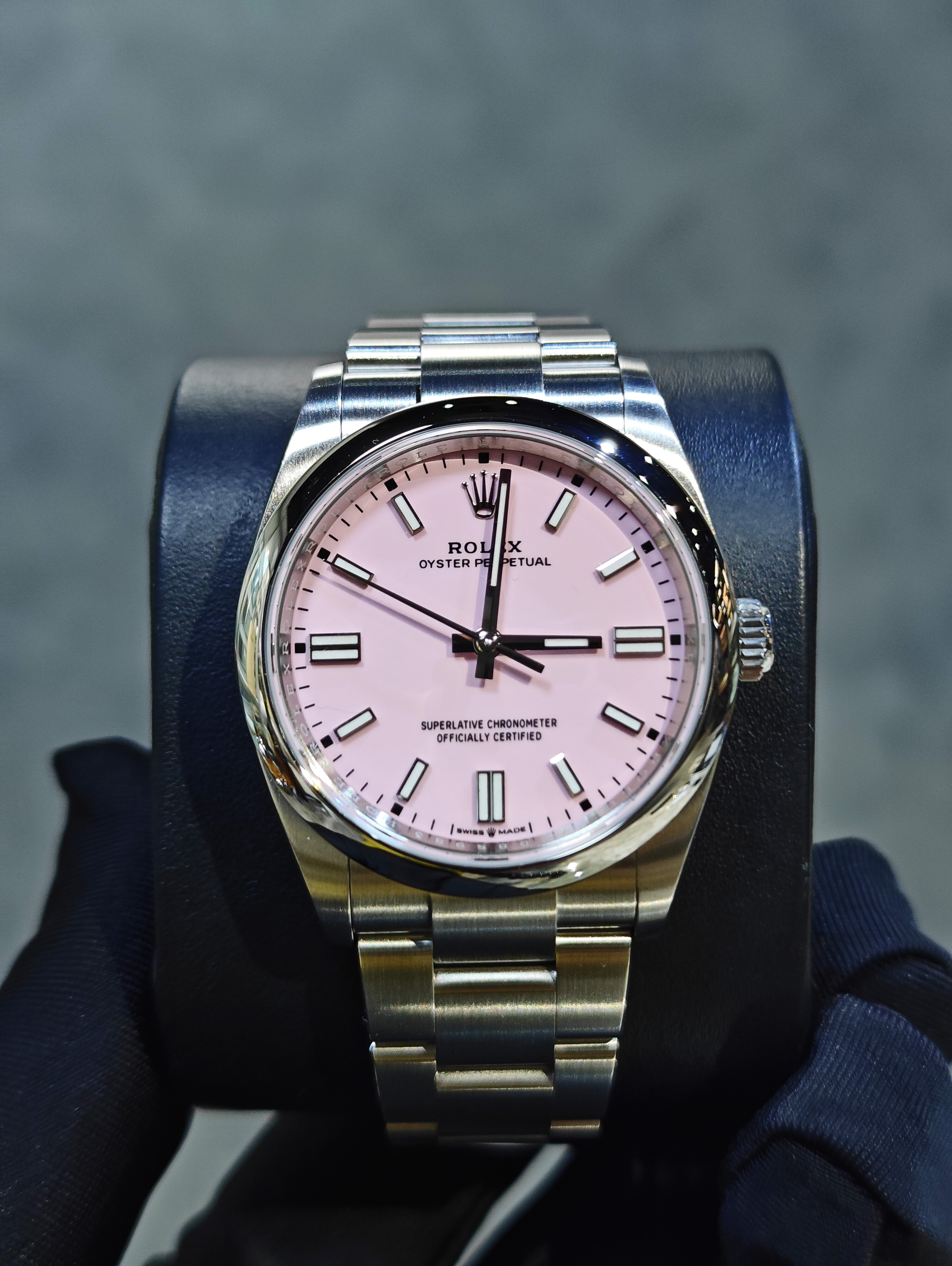 BRAND NEW ROLEX 126000 OYSTER PERPETUAL 36 WITH A CANDY PINK DIAL AND AN OYSTER BRACELET