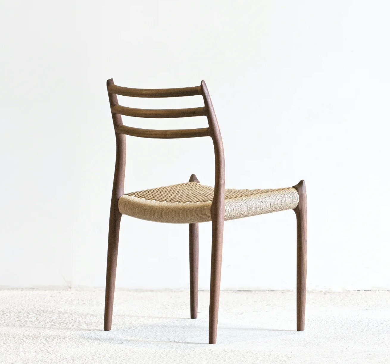 Model 78 單椅 (胡桃木/ 原色紙纖)