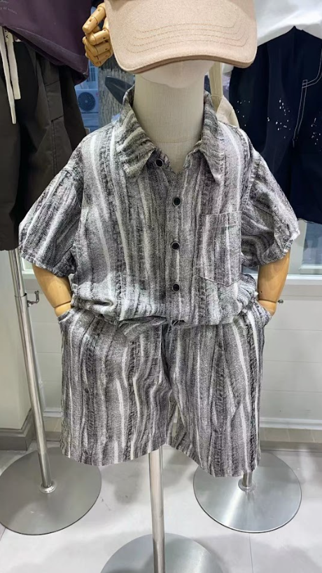 BYB03SE112GY 灰白色直紋套裝