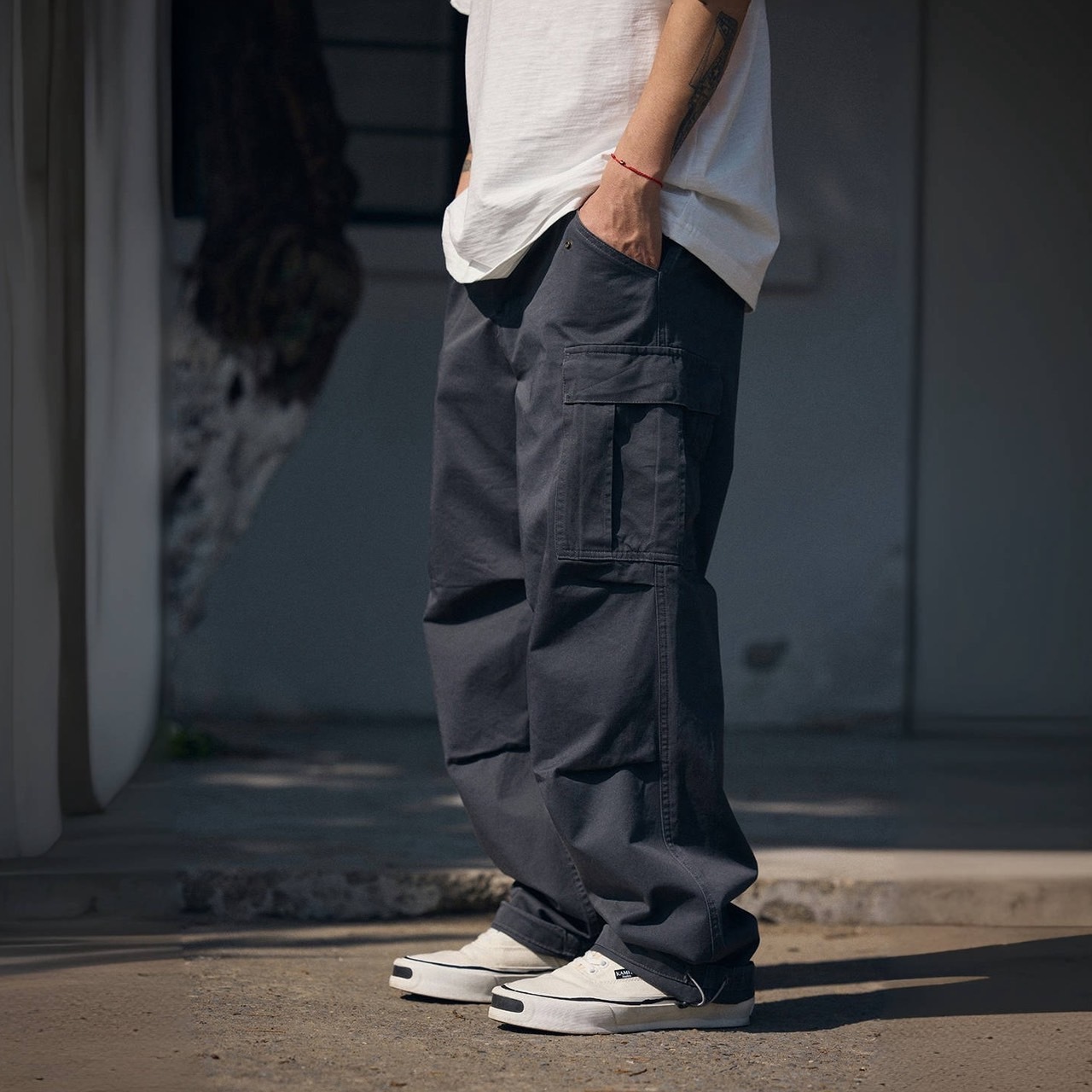 寬鬆直筒雙折造型工裝長褲