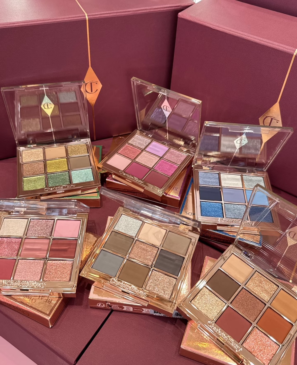 預購 Charlotte Tilbury九色眼影盤