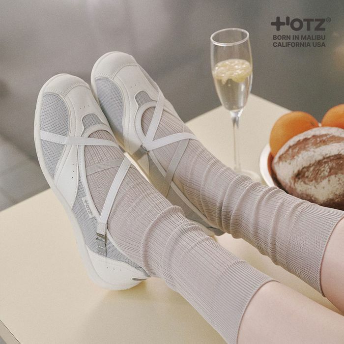OTZ ROMARY BANDING FLAT SNEAKERS