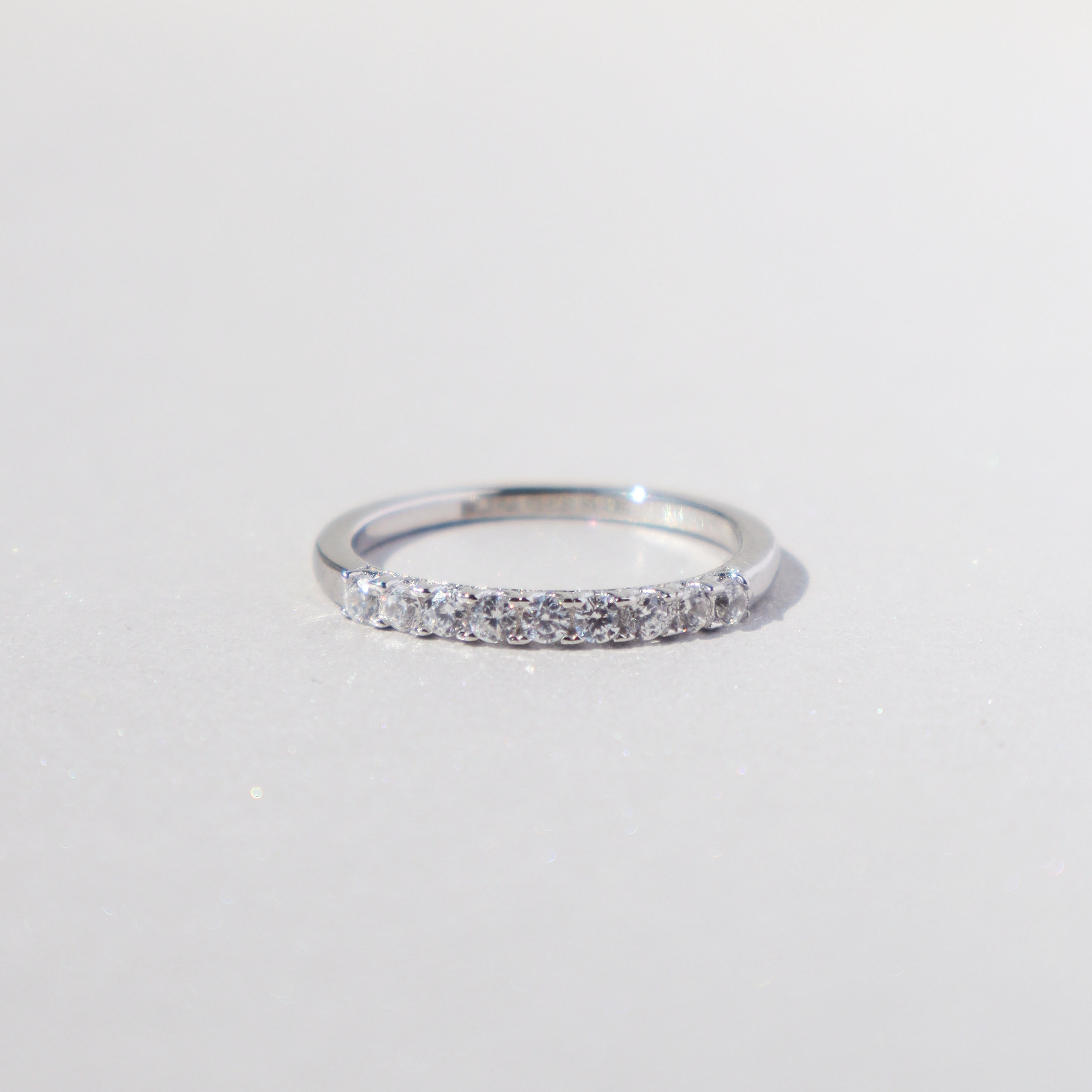 Silver/光漾排鑽尾戒