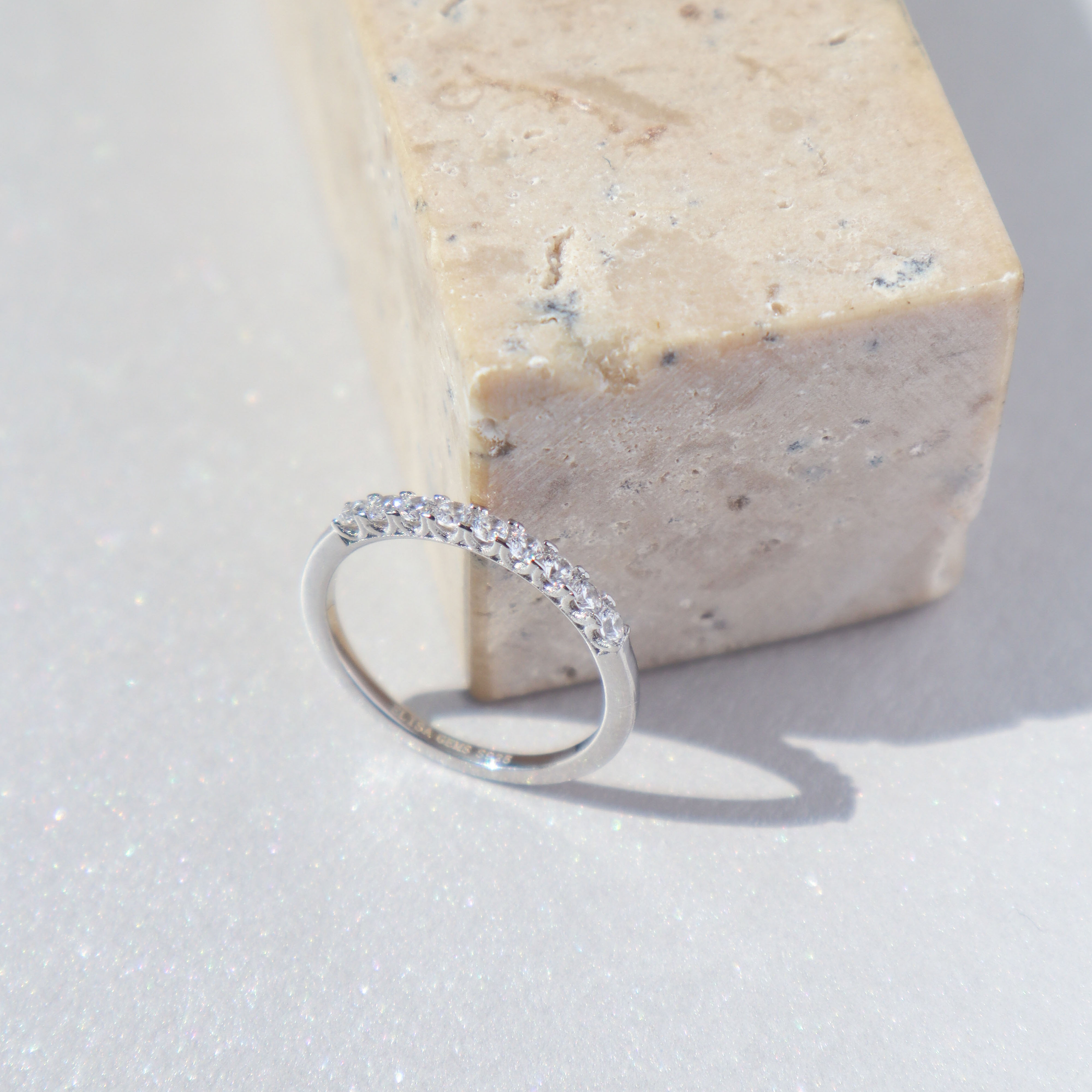 Silver/光漾排鑽尾戒