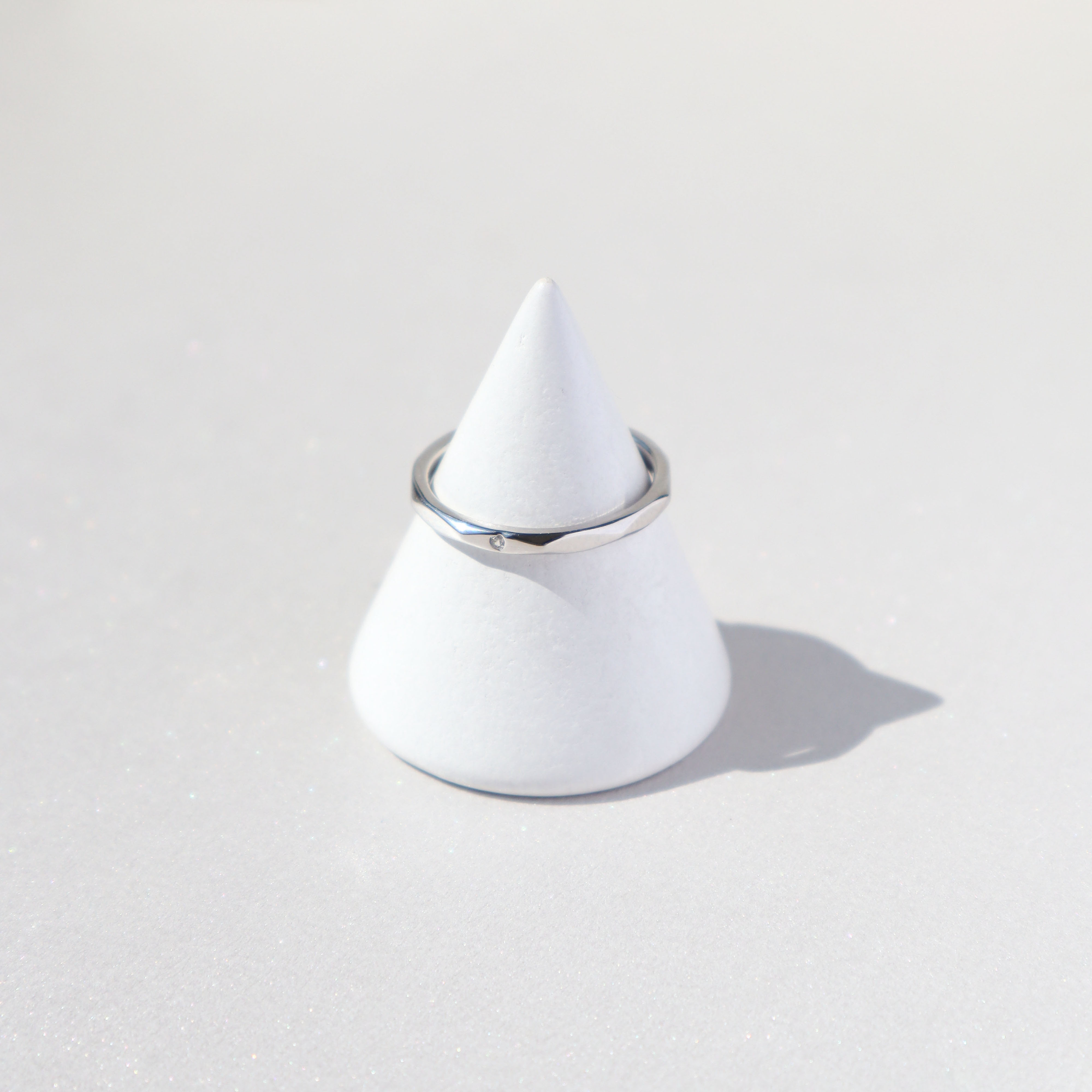 Silver/曲線菱格尾戒