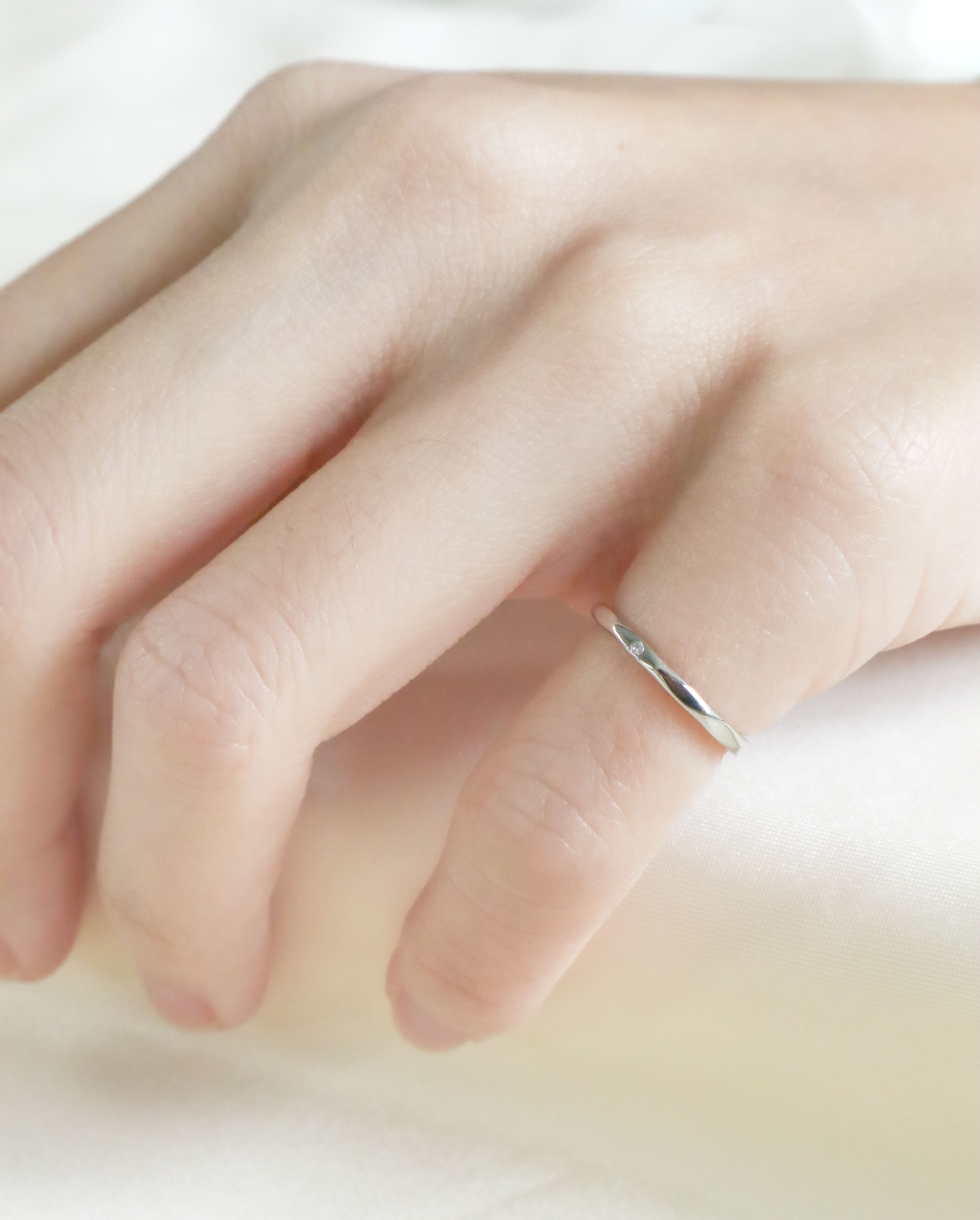 Silver/曲線菱格尾戒