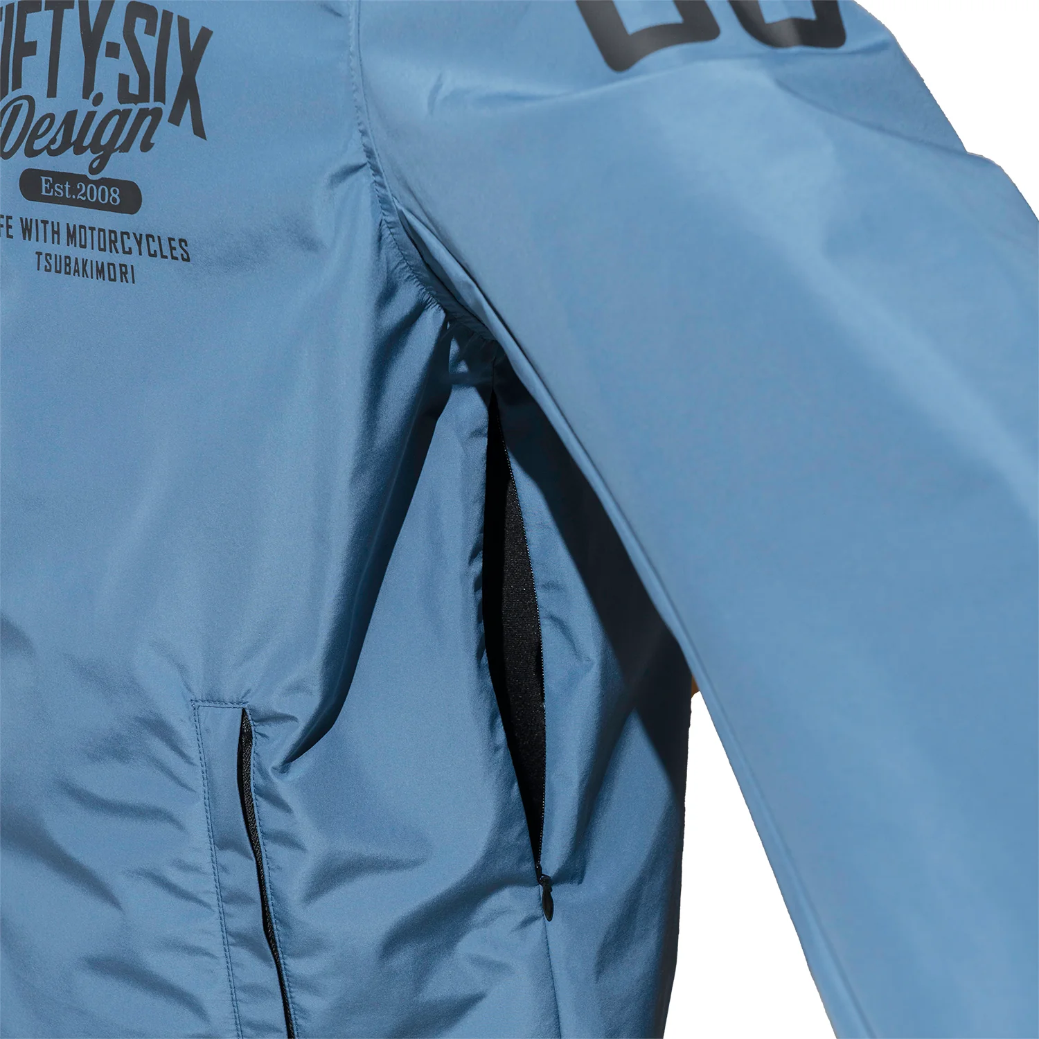 56DESIGN 三層防護教練外套，都市機能風格，日常穿搭與通勤騎行的多功能選擇