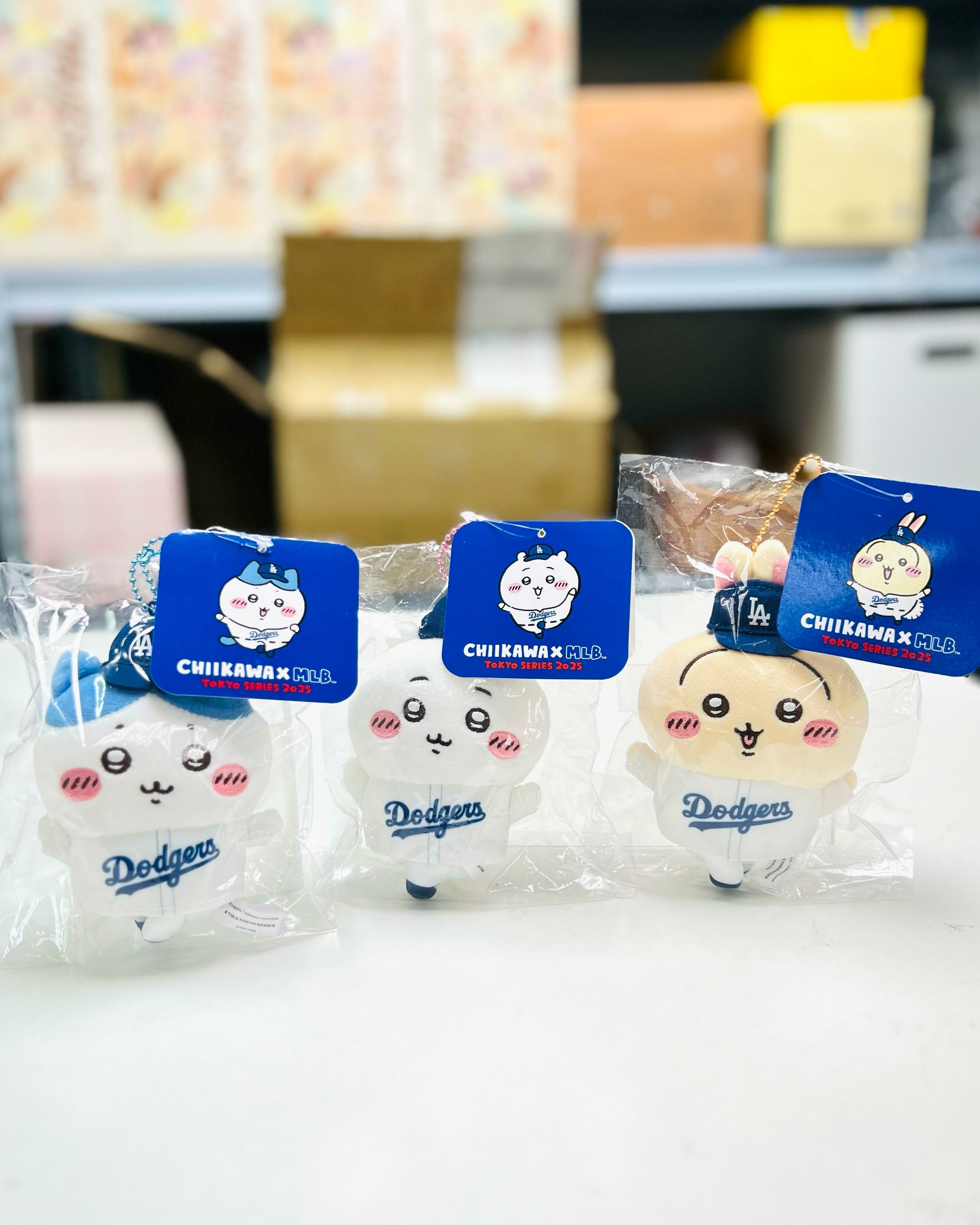 Chiikawa x MLB TOKYO SERIES Mascot (Dodgers)-Usagi