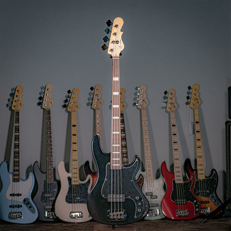 G&L Tribute KILOTON Black Frost 電貝斯