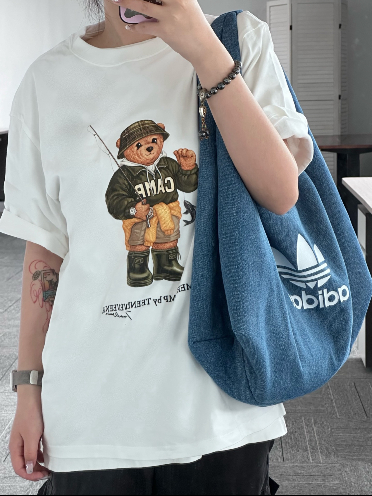 海外限定Adidas デニム 雲形バッグ ユニセックス ブラックIX7694