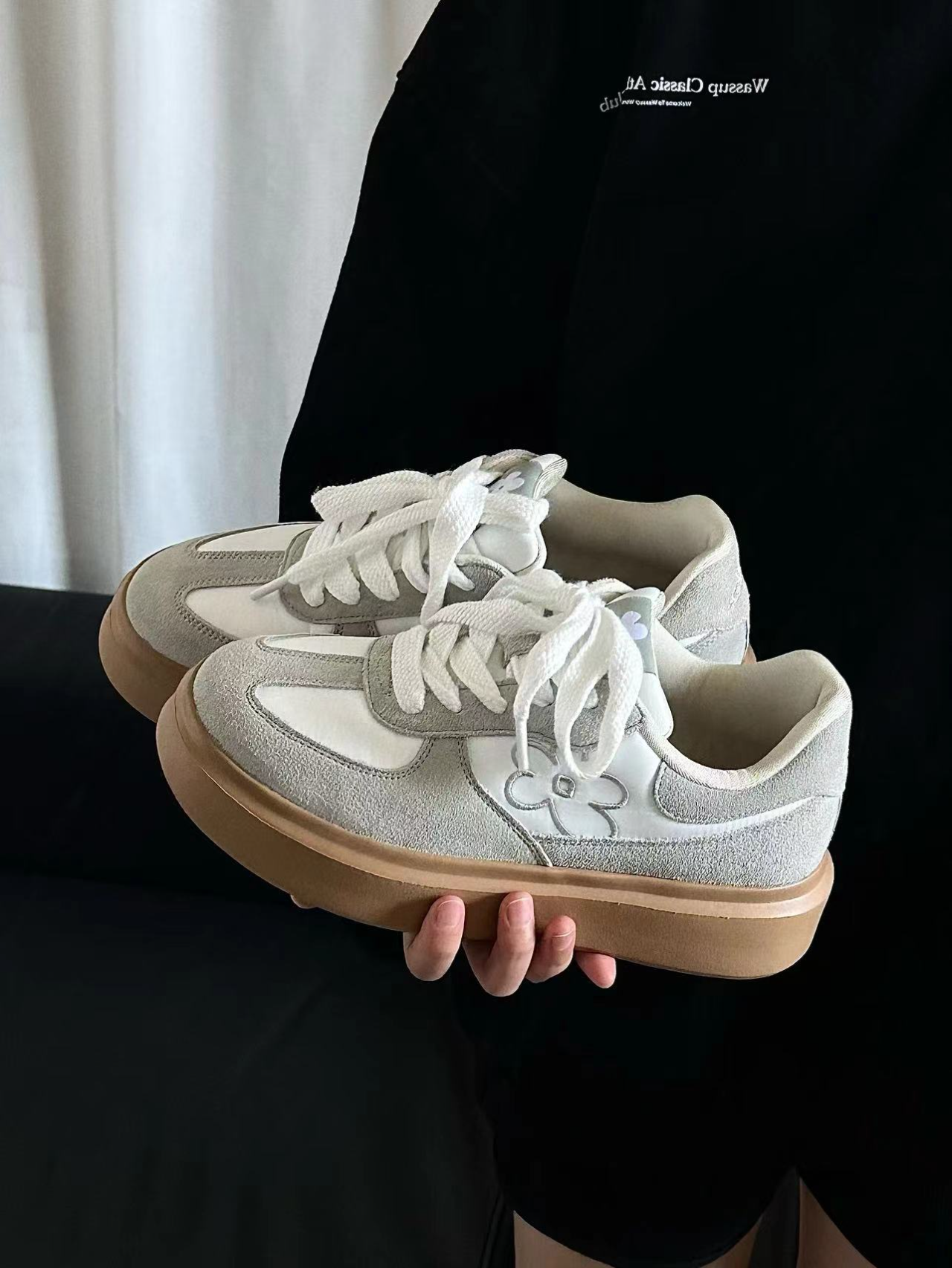 WE FLOWER 小花鞋 灰白 焦糖底 增高 厚底 復古 Aespa Winter 金冬天同款 男女鞋 / 預購