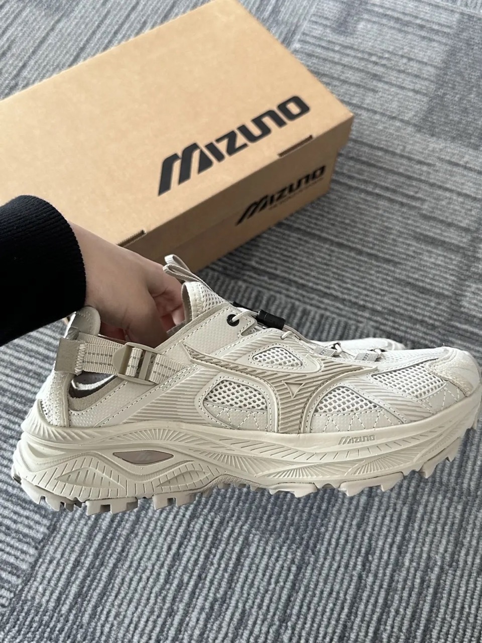 MIZUNO RACER TRAIL SE 奶茶灰 米灰 羽毛灰 溯溪鞋 涼鞋 透氣 男女鞋 D1GH241905 / 預購