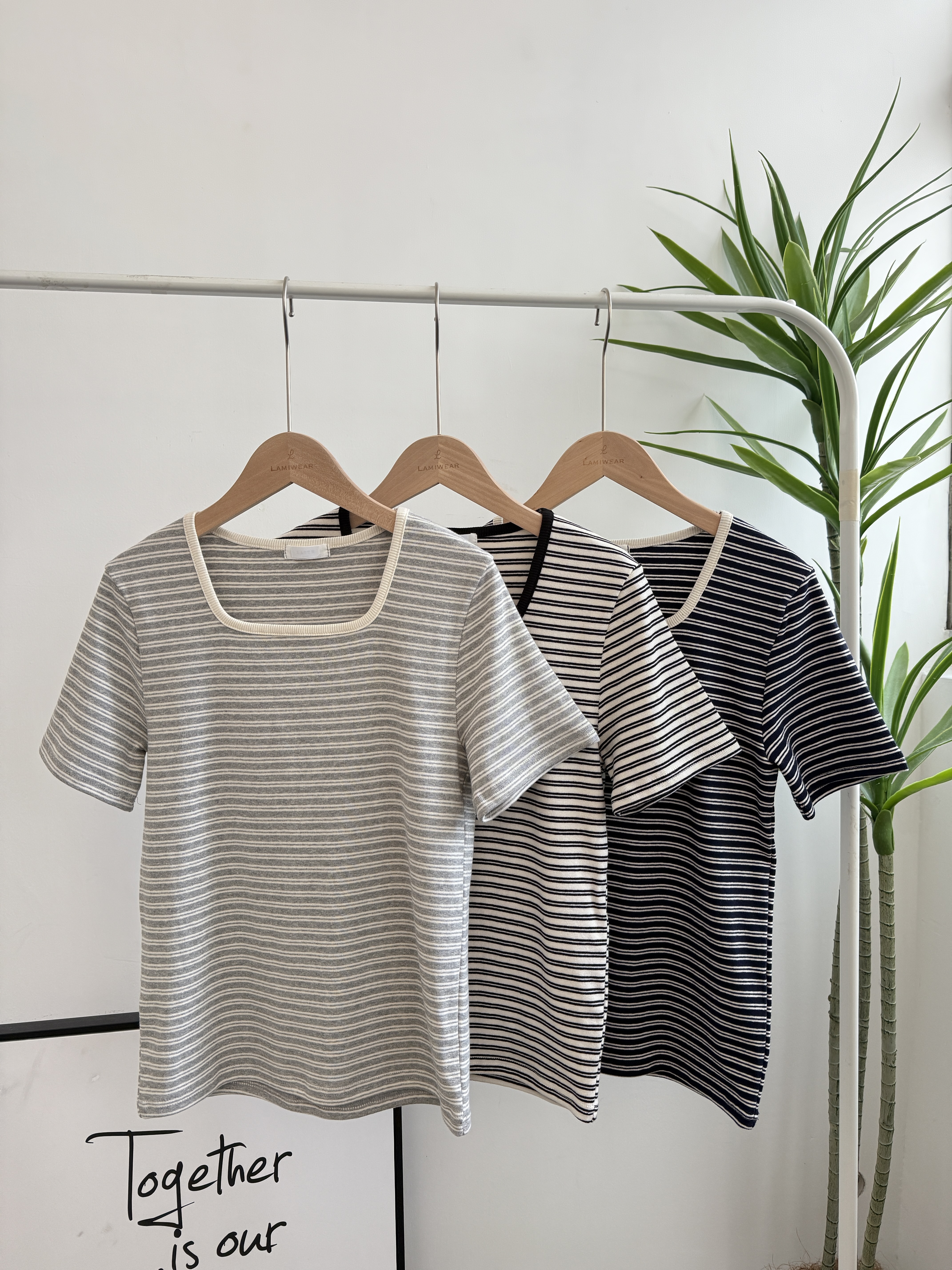 方領雙間紋彈性短袖