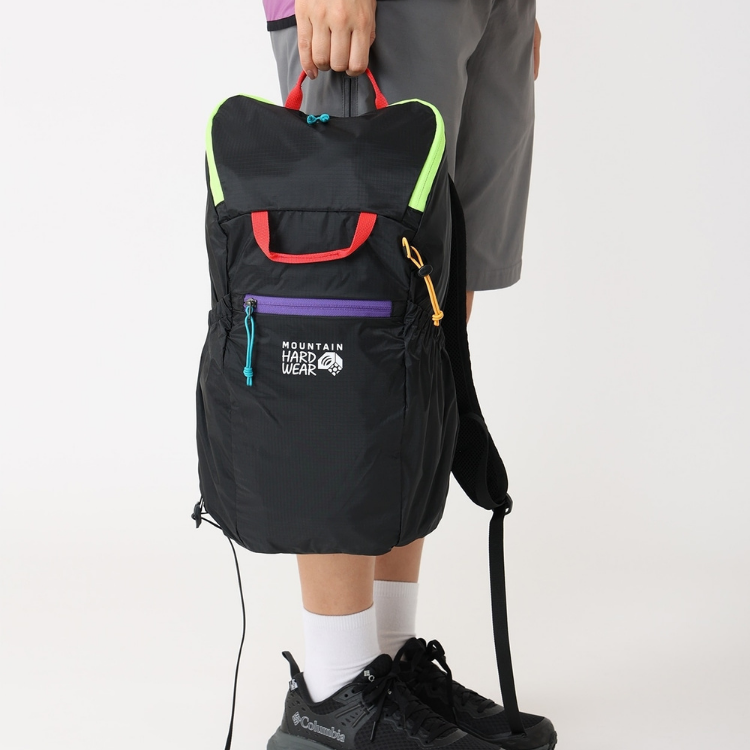 Mountain Hardwear / 背包 / Ultra Lightweight 15 / 黑 (MHWOE7813010)