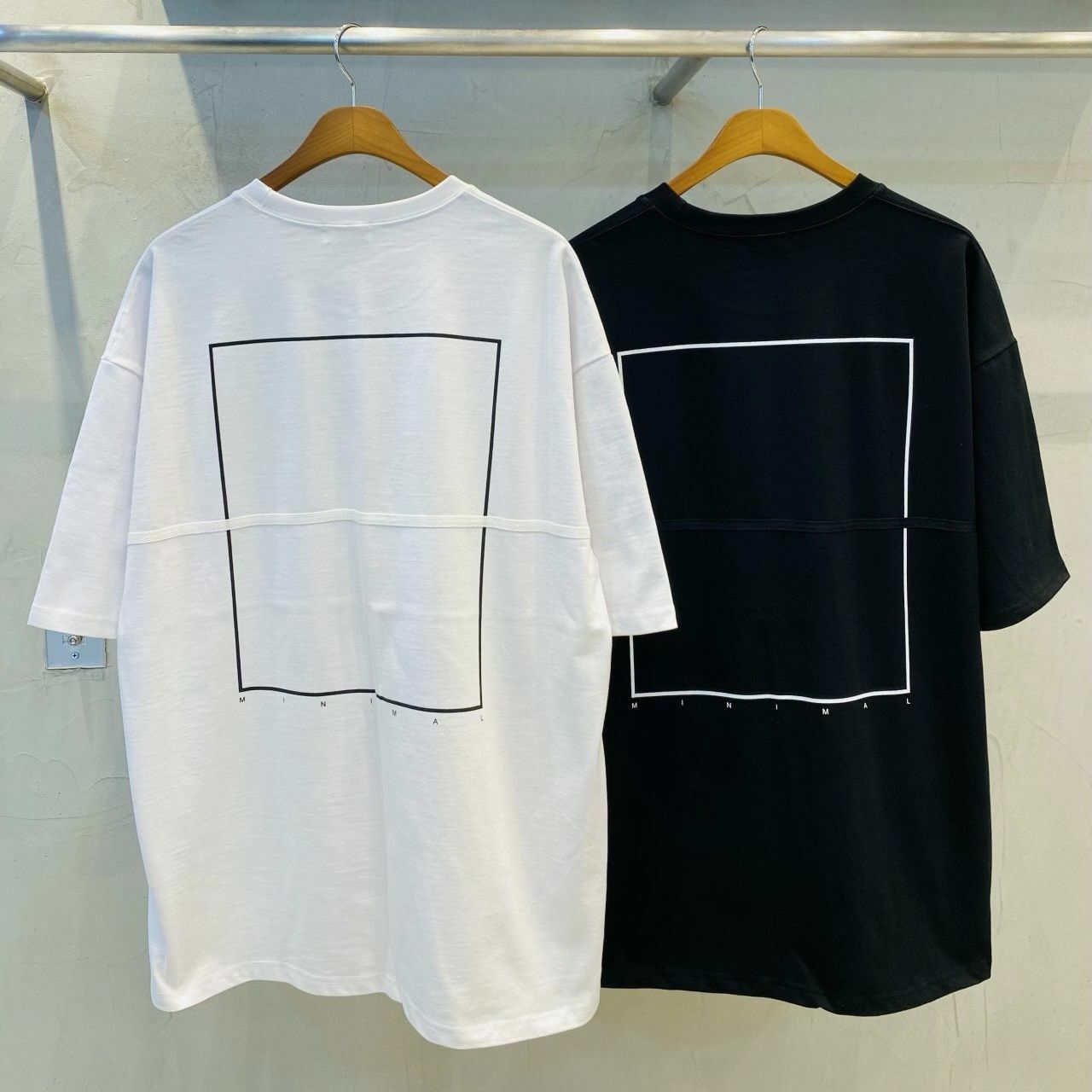 OverSize英文字圖案短袖Tee UNSTANDARD-104T