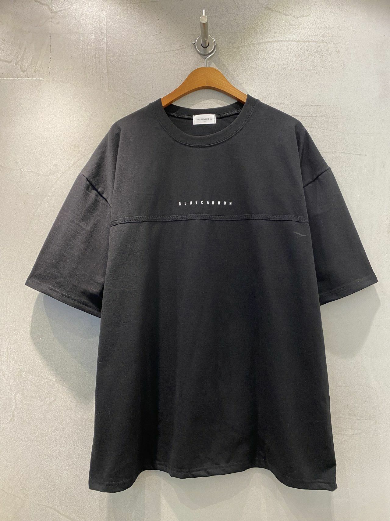 OverSize英文字短袖Tee UNSTANDARD-106T