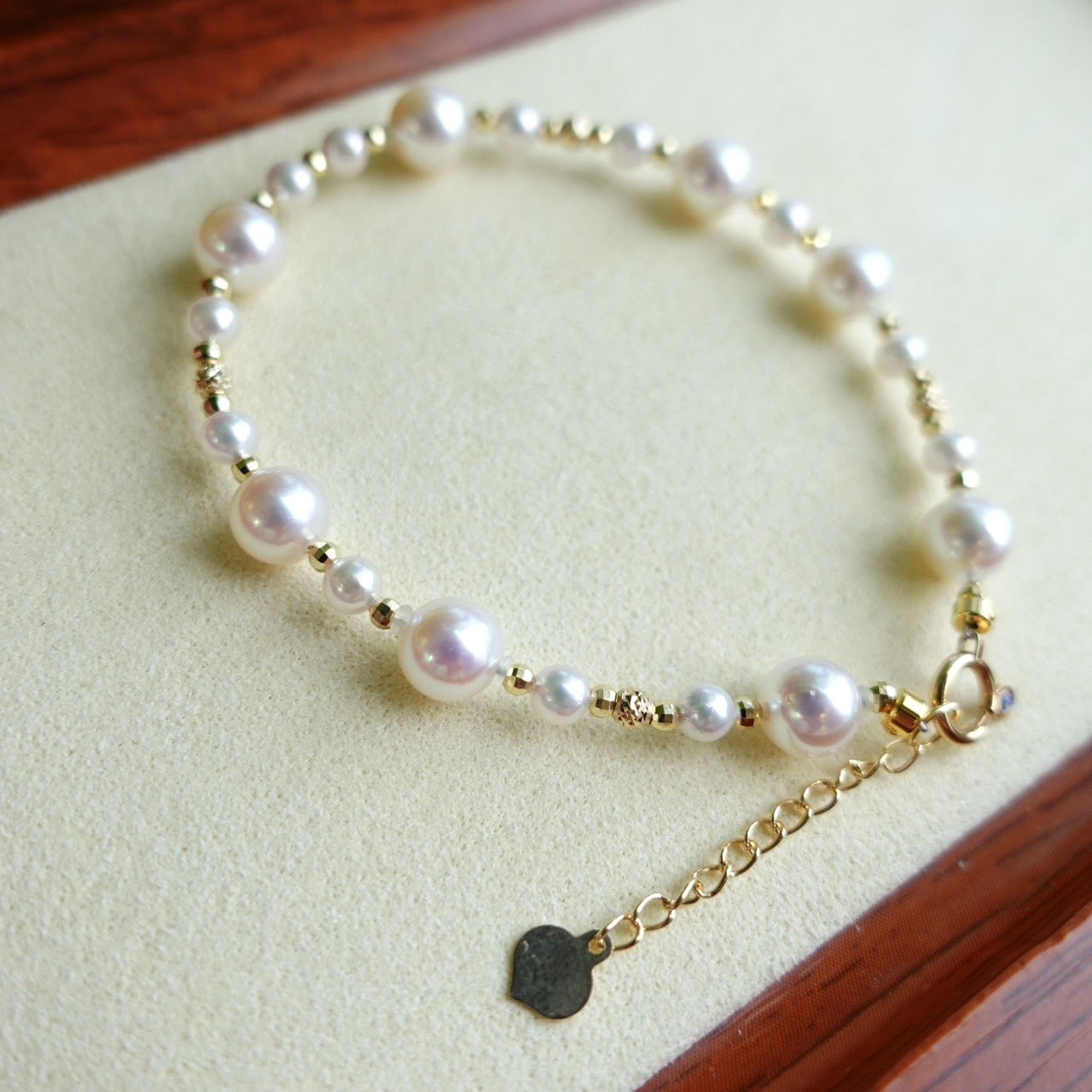 18K黃金鐳射金球日本Akoya珍珠手鏈 (3.5-6.5mm)