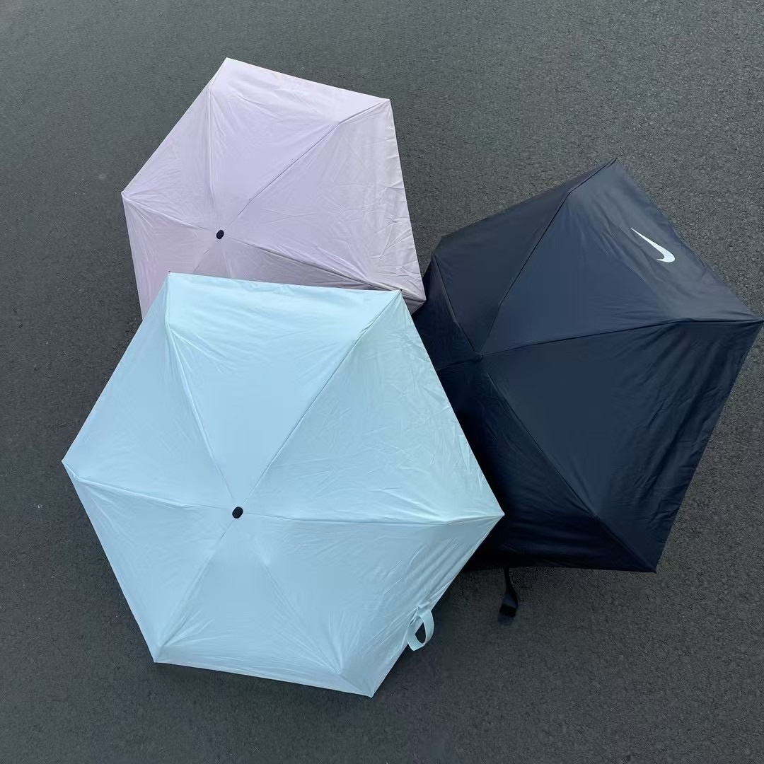 #現貨 NIKE 折疊 雨傘 附防水提袋 三色 隨機出貨