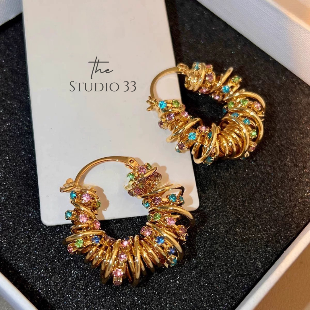 輕奢感金色鋯石耳環(特)