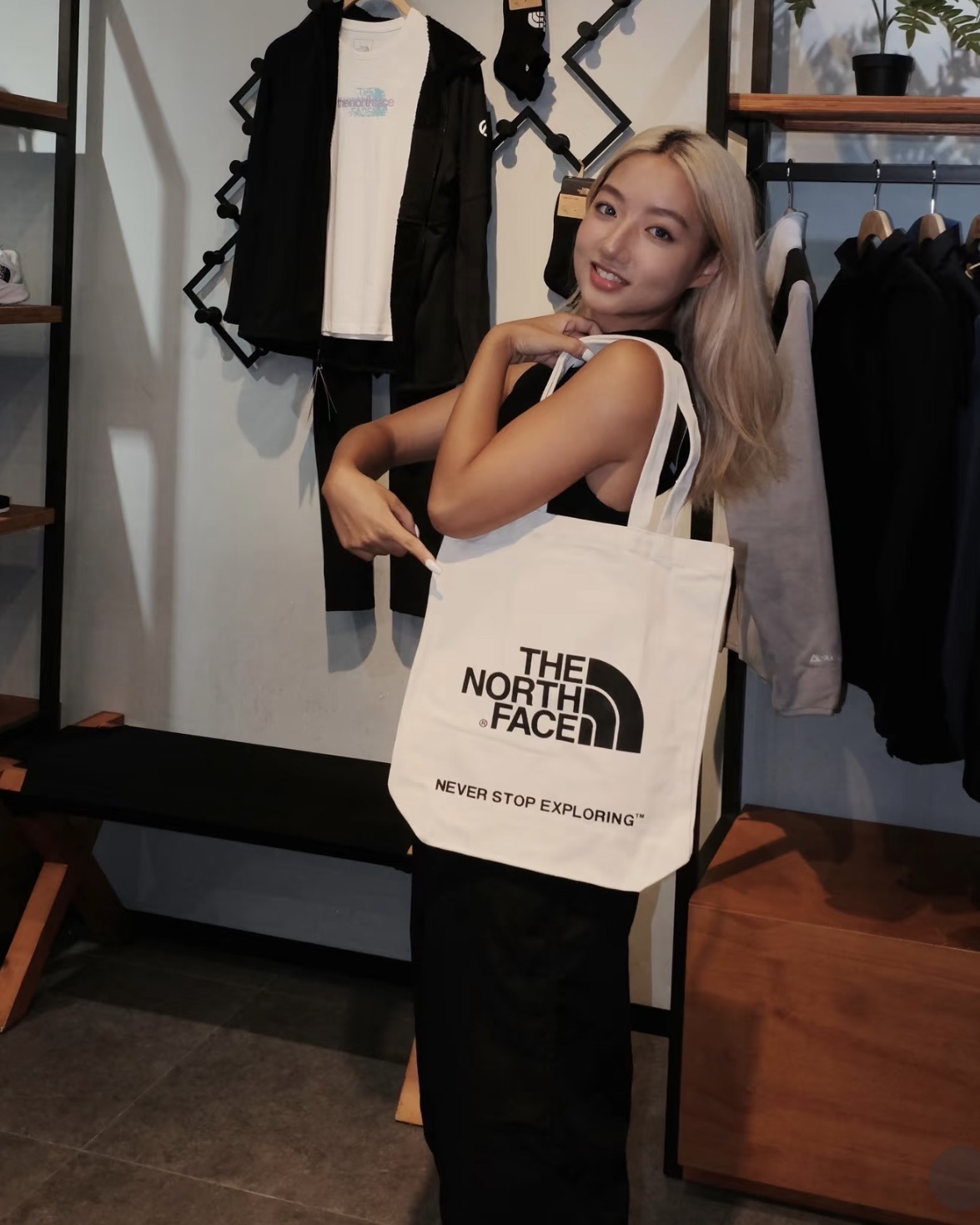 #現貨 The North Face 北臉 帆布袋 米色