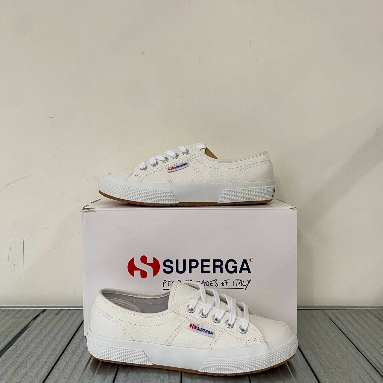 Superga 2750 efglu 男女全白真皮皮革休閒鞋 S009VH0-900