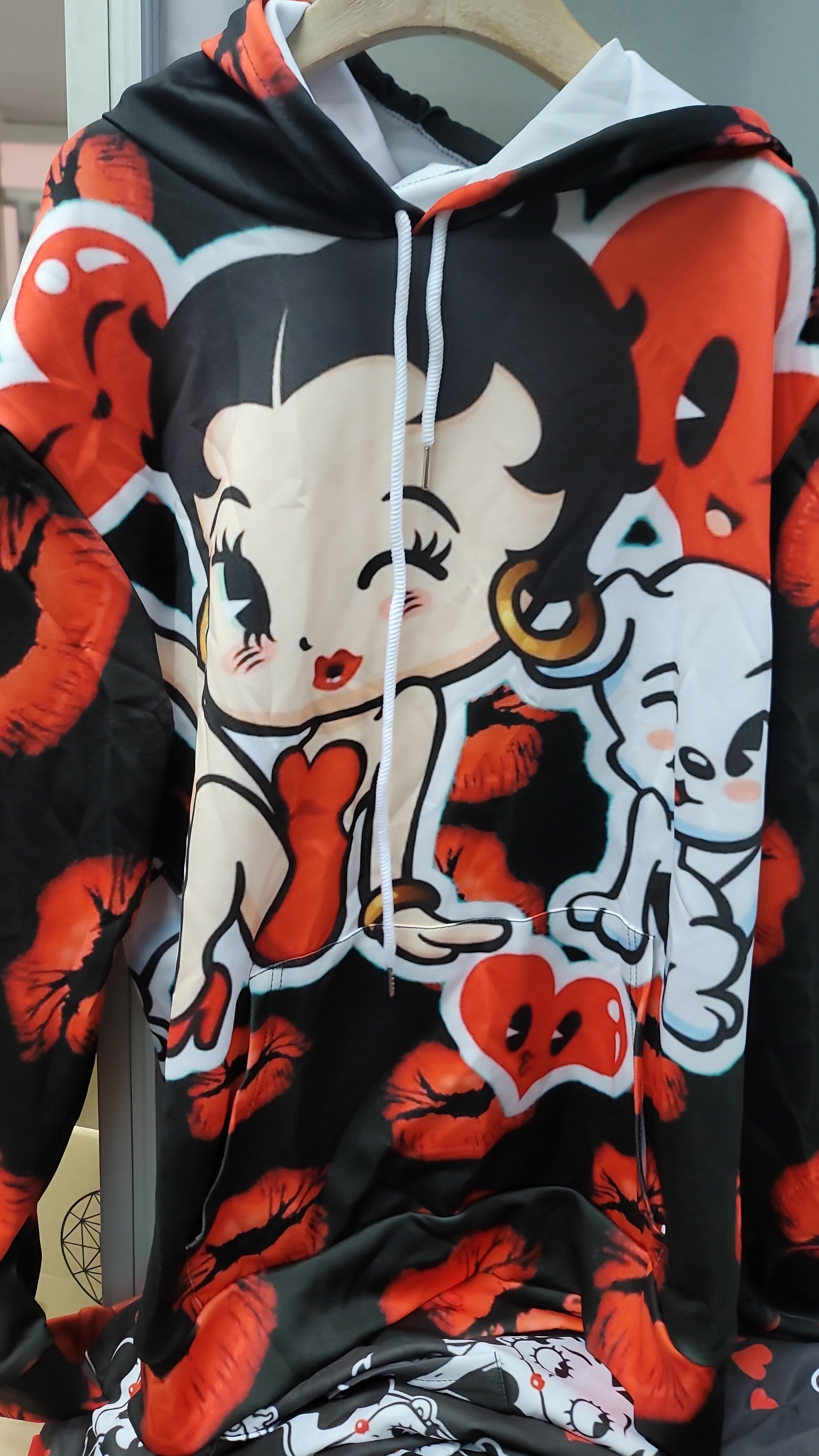 CD823**  有帽betty