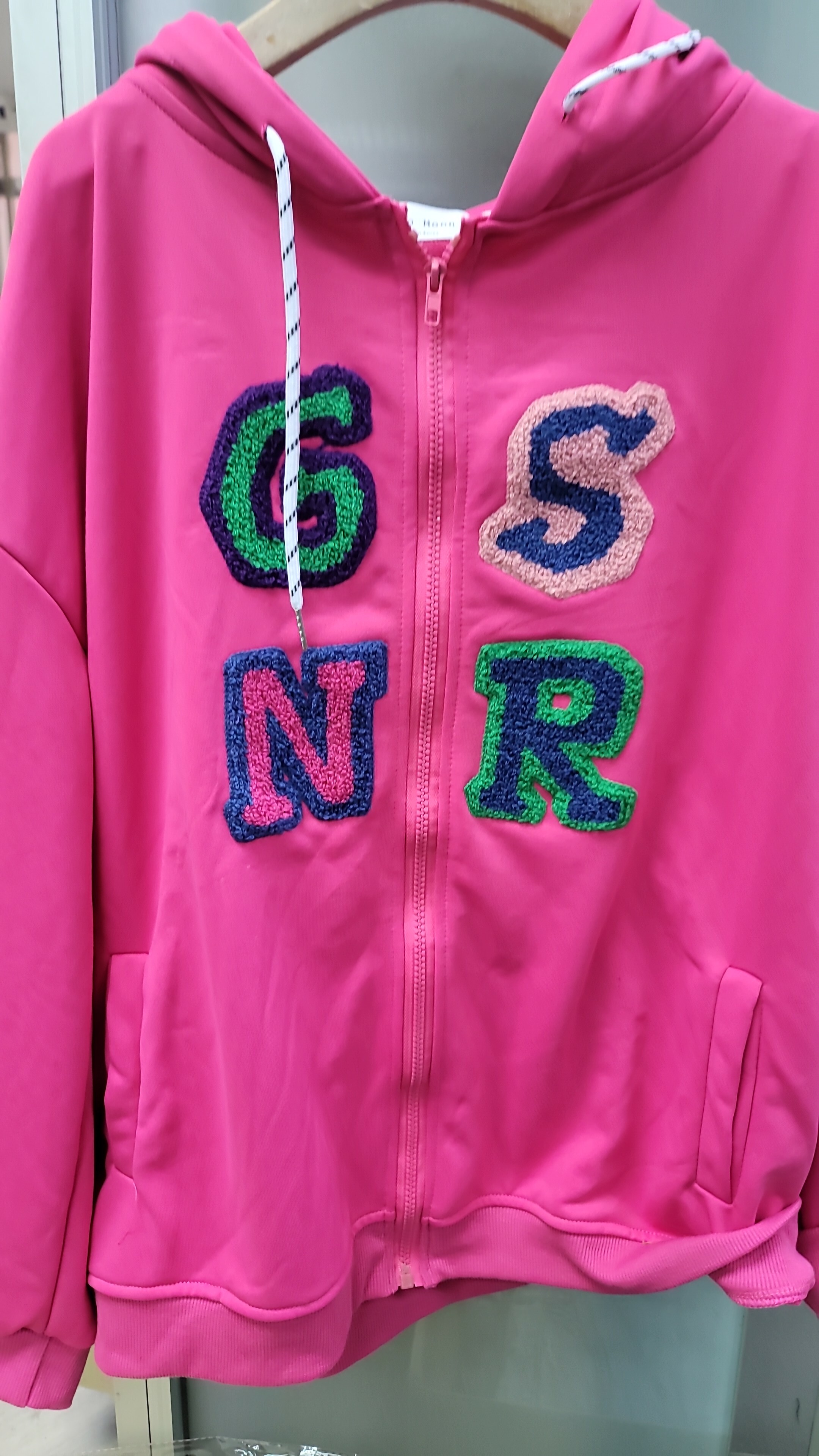 CD830** 字母外套