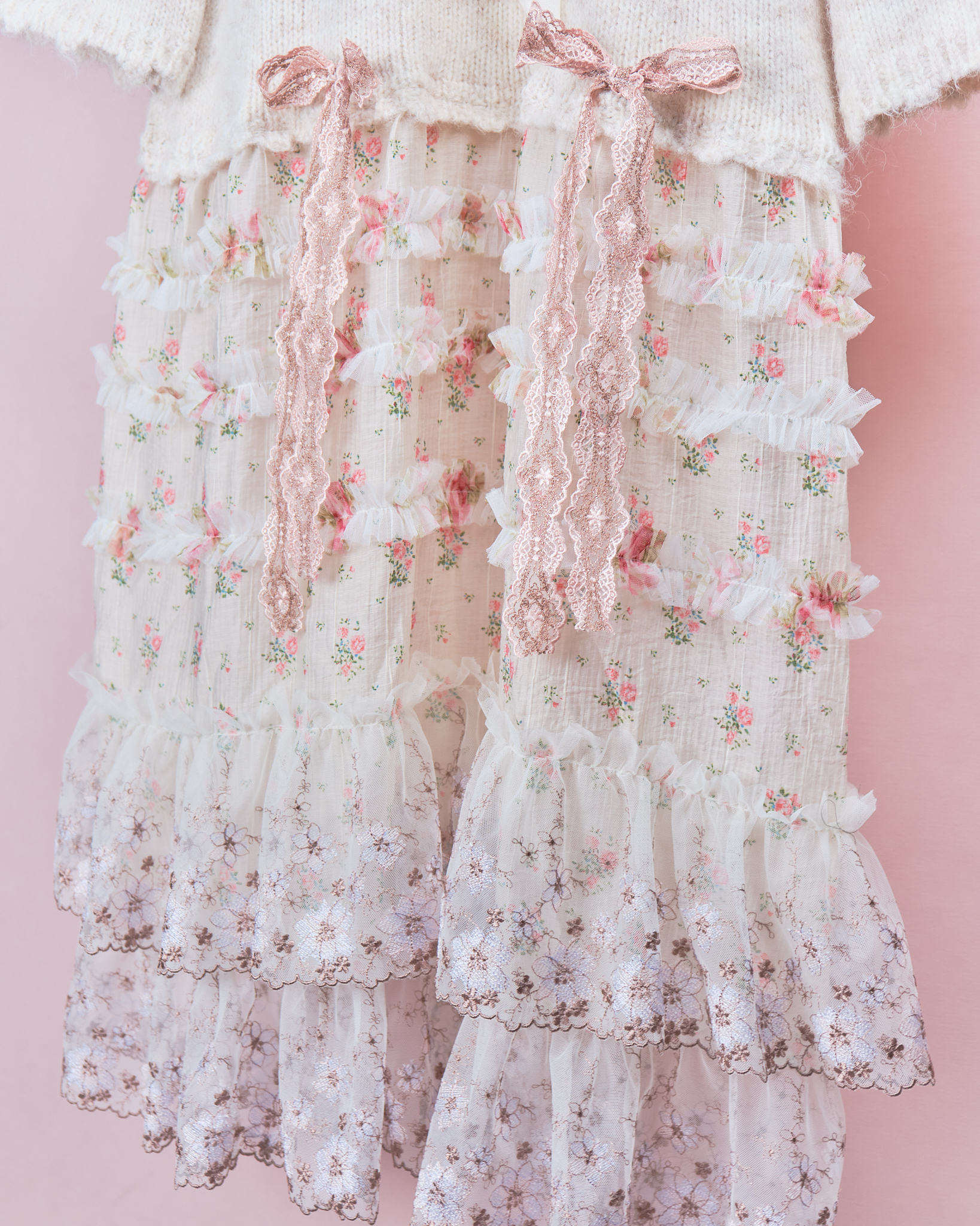 11937 綁帶針織衣拼接碎花後開叉長裙（寬鬆版型）