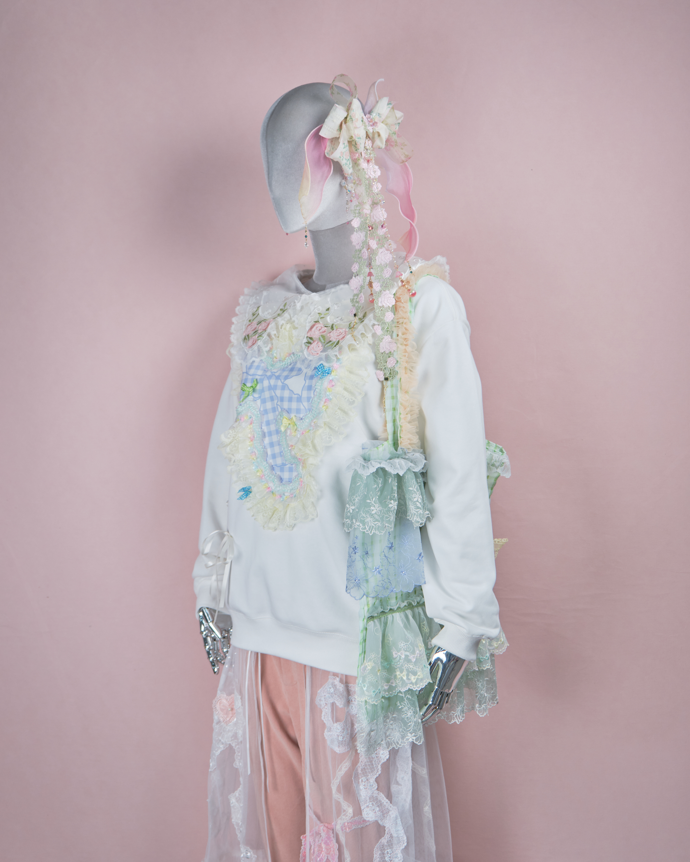 11923 Laced Check Pattern Tote Bag