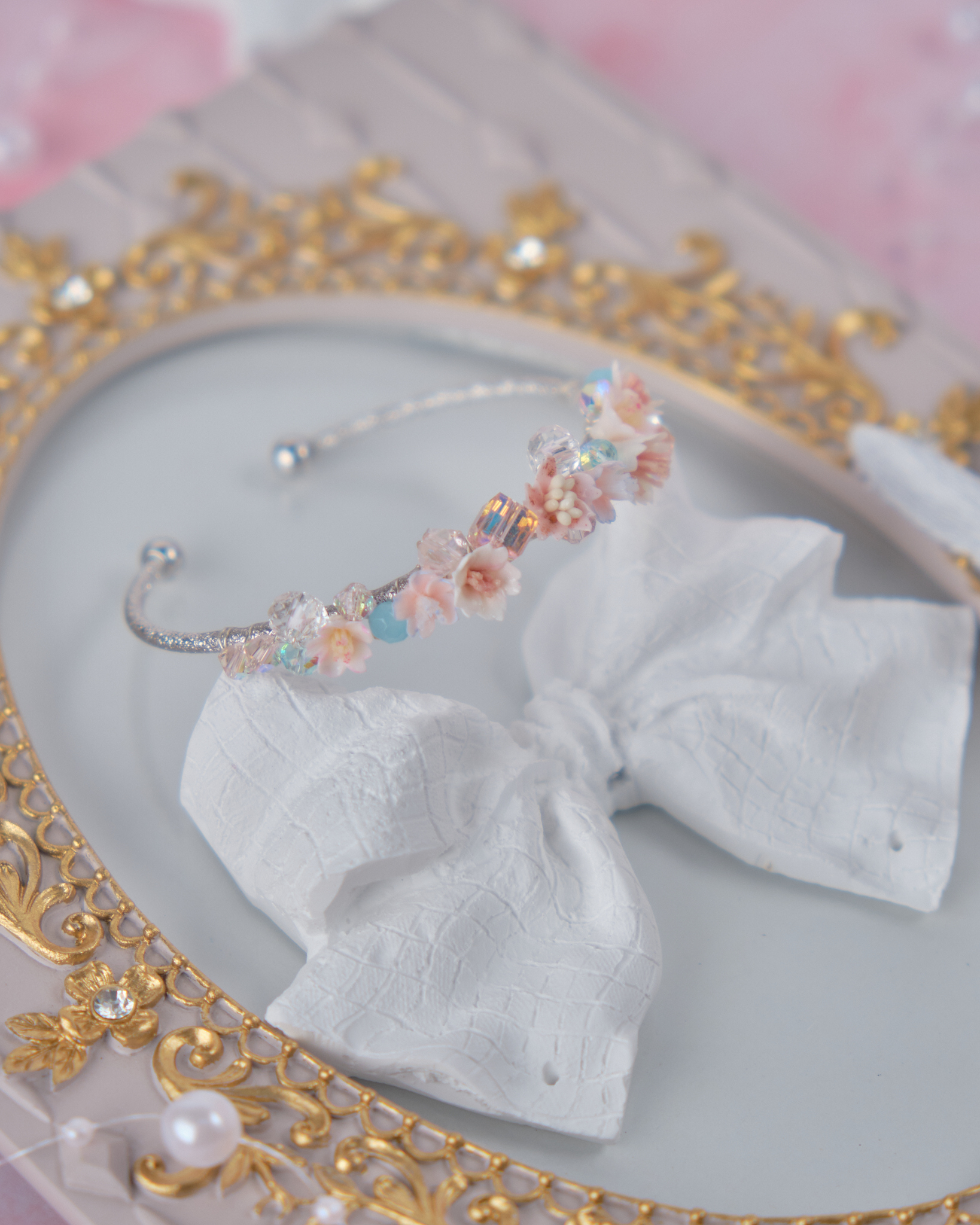 11900 春日女孩小花束晶石手鈪