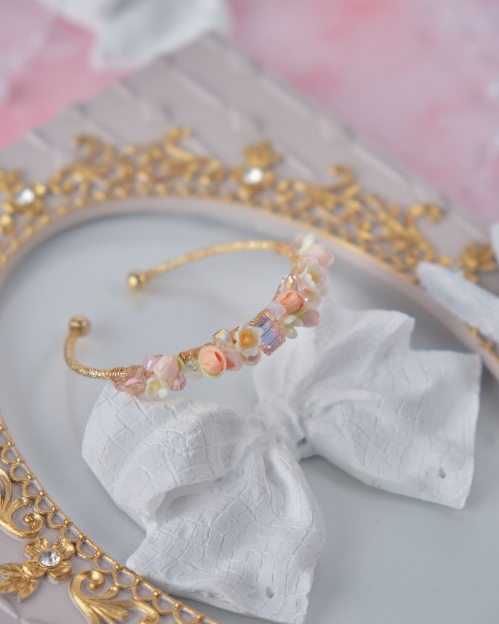 11910 春日女孩小花束晶石手鈪